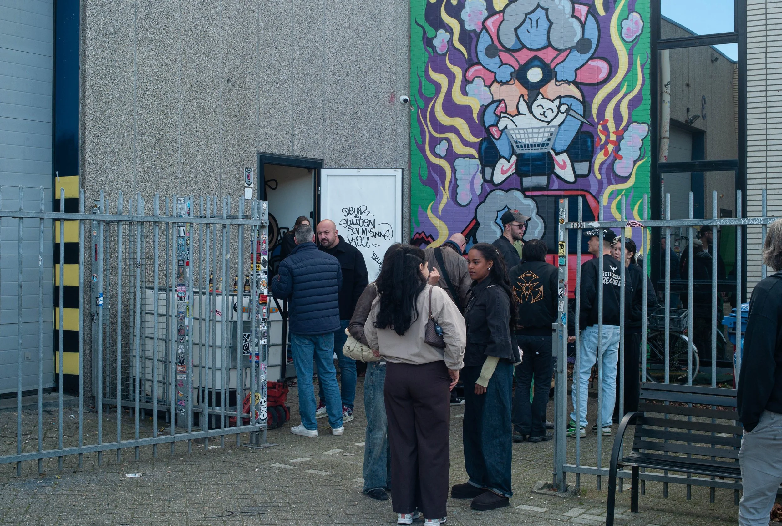 L1000329.jpg