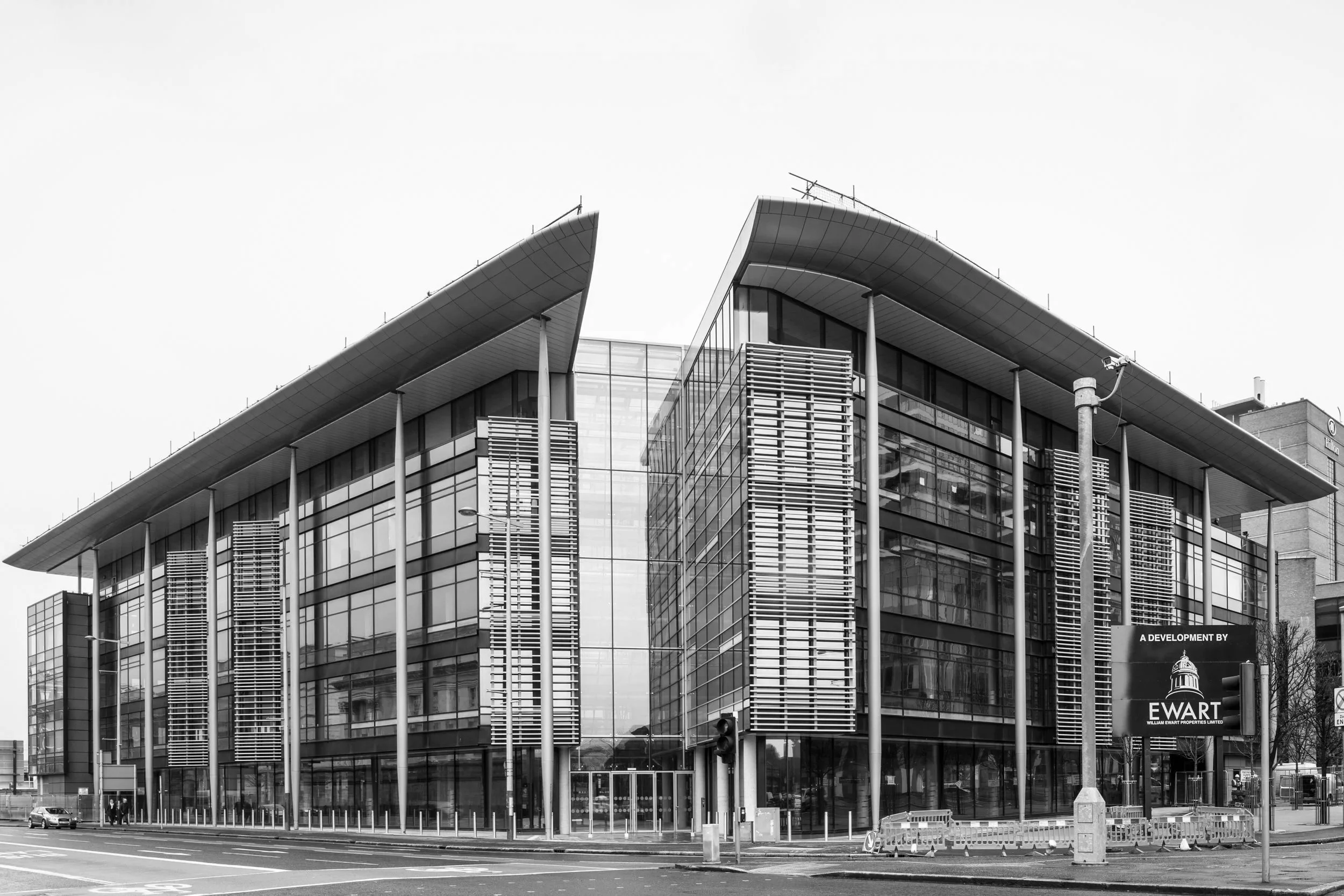 Niels Torp - Soloist Building