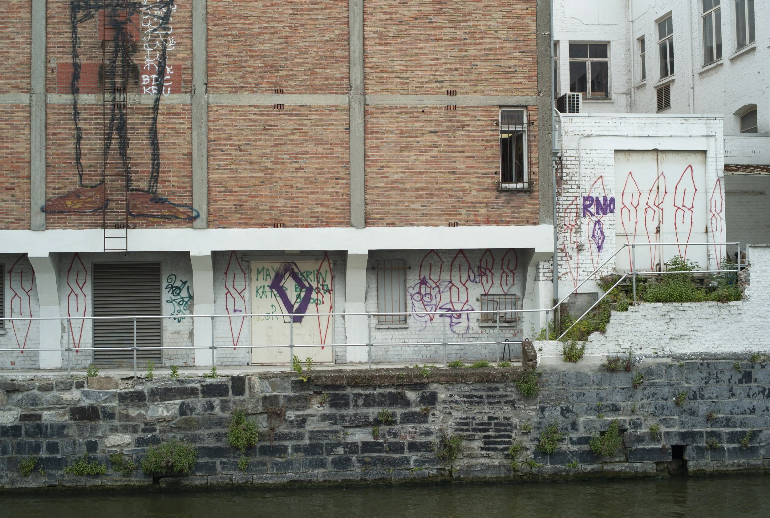 L1000449.JPG