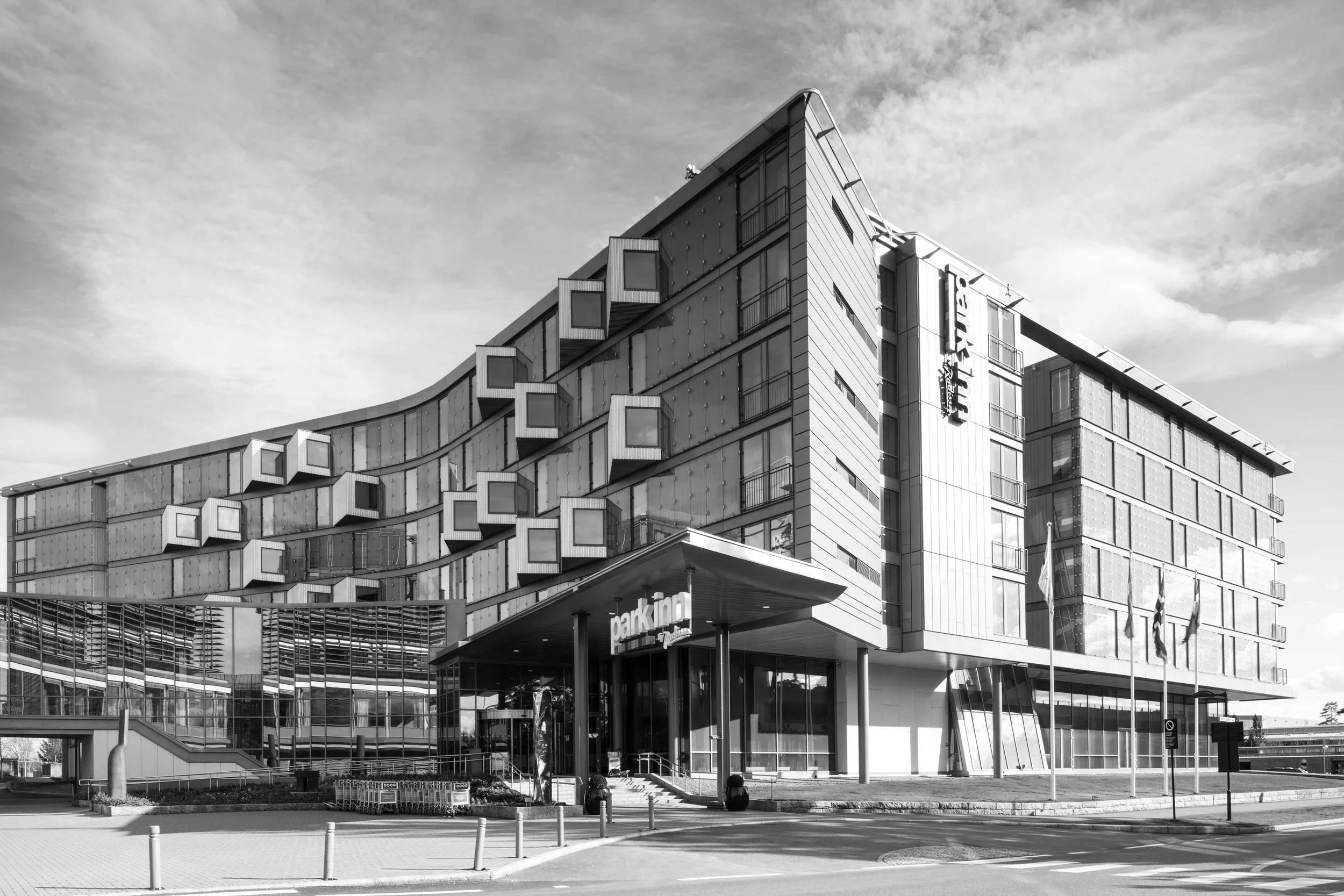 Niels Torp - Park Inn Hotel