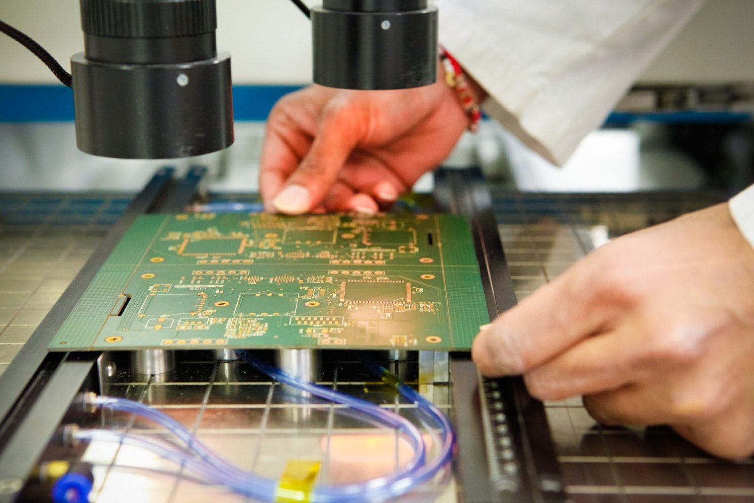 Comprehensive Guide to Professional PCB Manufacturing — Arrival Electronics