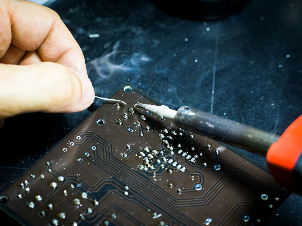 Electronic PCB manufacturing