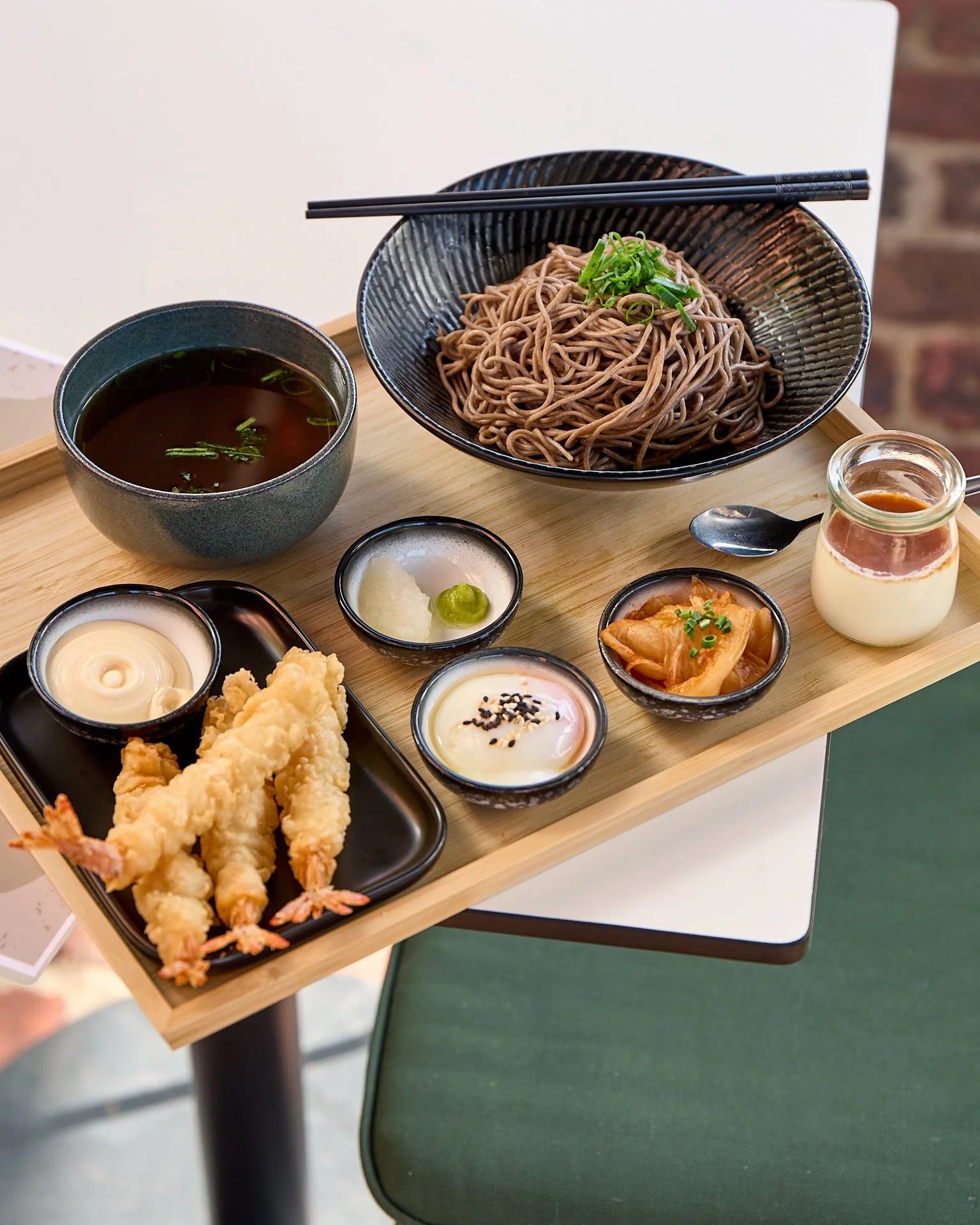 It's your last chance for Summer Madness!

All menu items are only $15 from Monday to Thursday, 7am - 10am.

The Firecracker Salmon Bowl, Udon Carbonara, Tuna Poke Benedict &amp; Chirashi Bowl stand at $20.

Running until February 28th.

#melbournefo