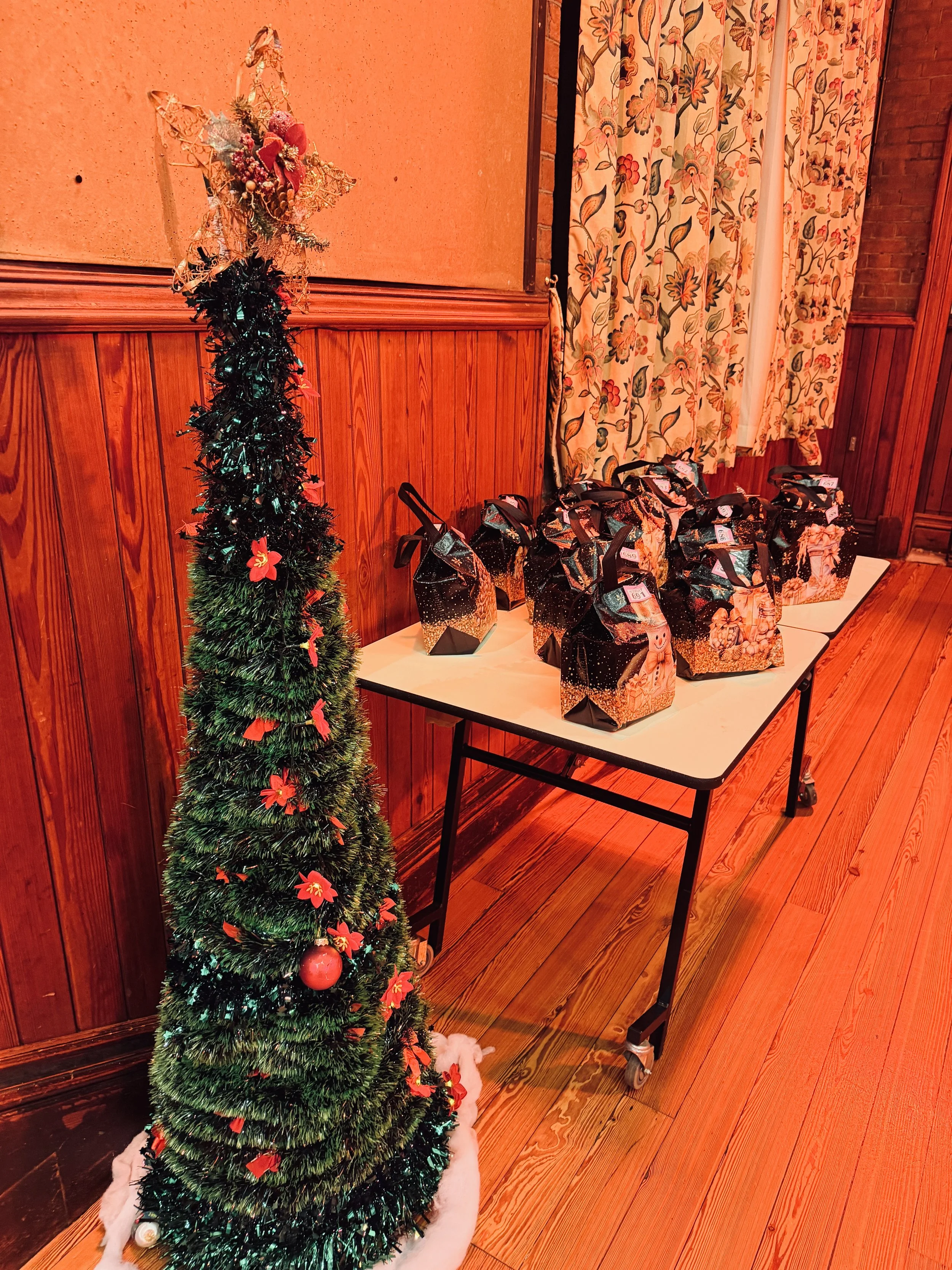 Beds BCC Christmas Party at Cardington.  T