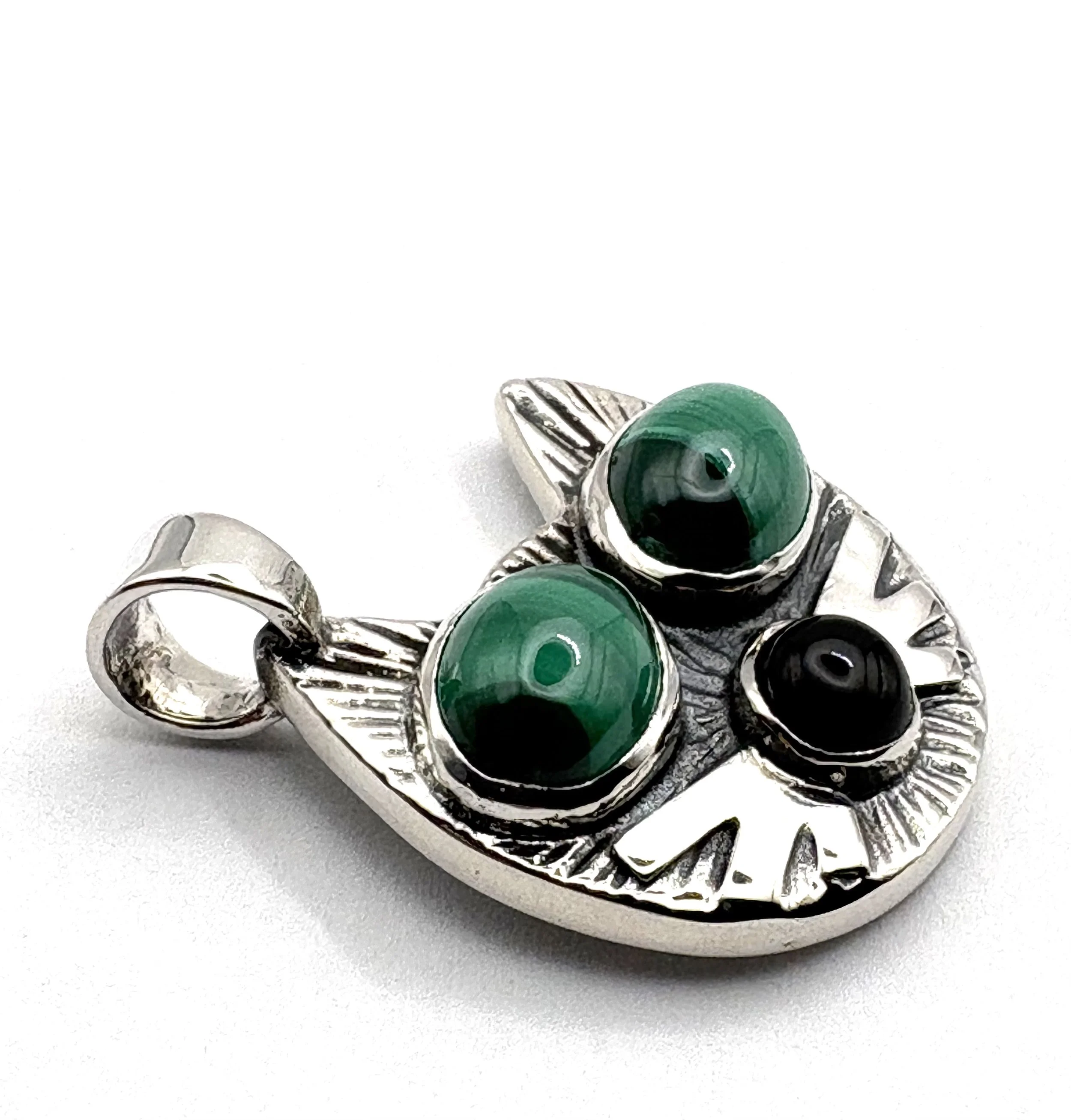 Larger Cabochon, Malachite & Black Onyx