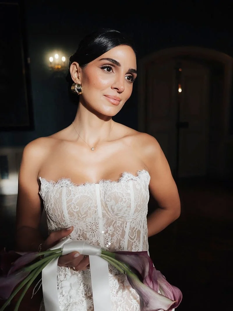 In Love with beauty @yln.cnr and this softglam castle vibe 🏰🩷

Team Wedding-Editorial: 

Design &amp; Planning: @kerryhowardweddings @damlaoezer.photography 
Wedding Planner: @kerryhowardweddings
Photo: @scheibhochzeitsfotografie 
Hair&amp;Makeup: 