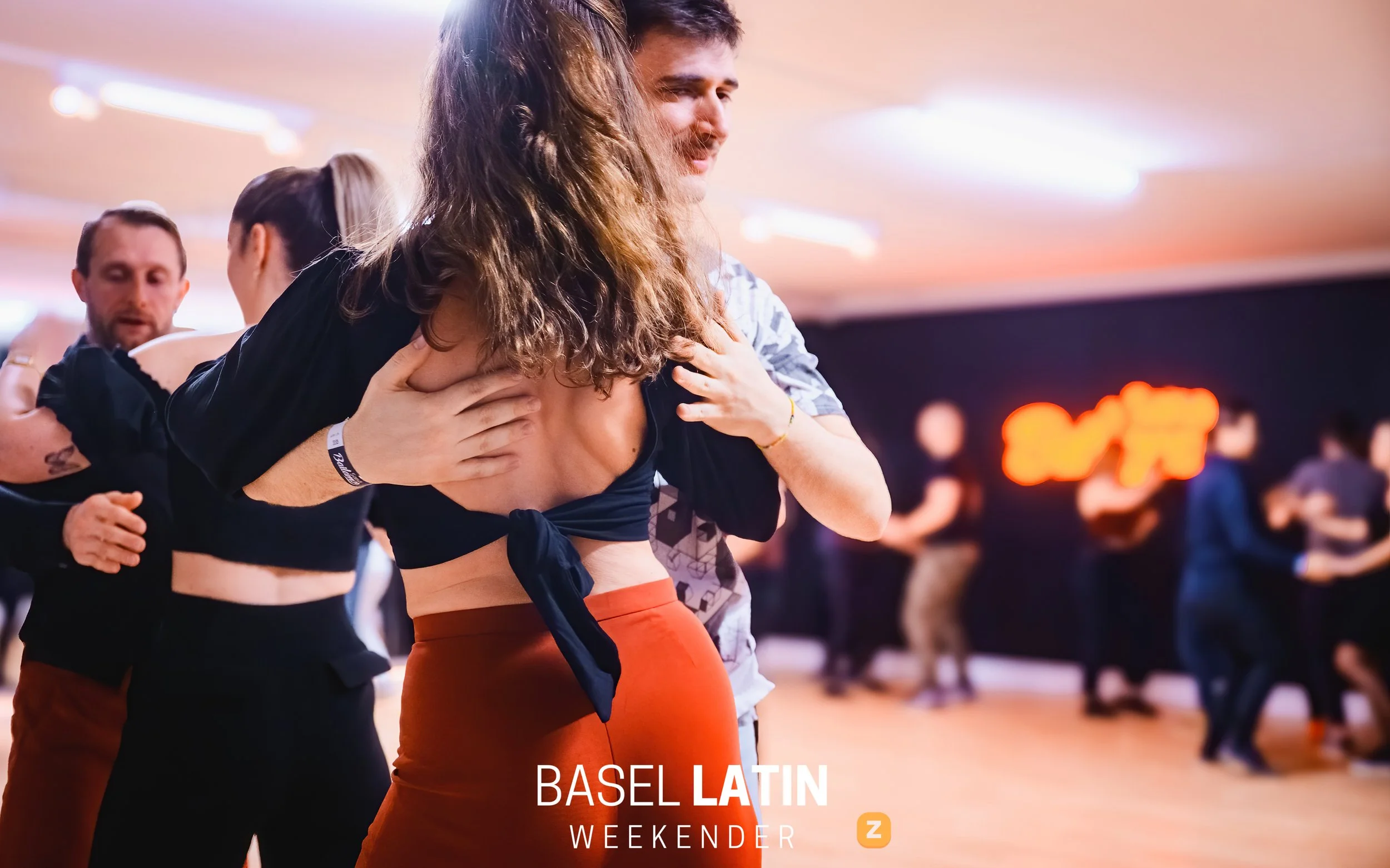 005_BailamosSalsaviernes_210225.jpg