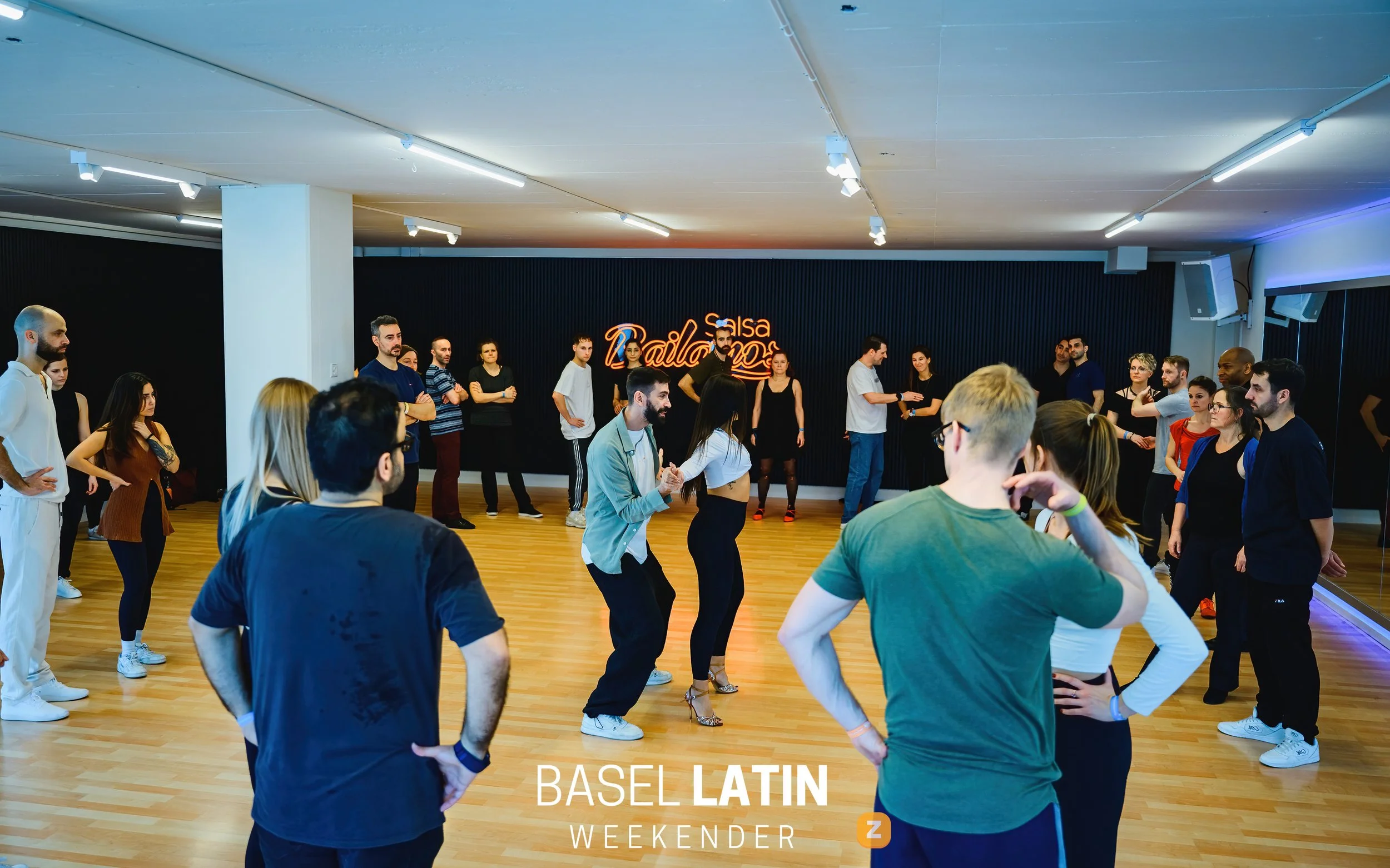 095_BailamosSalsadomingo_230225.jpg