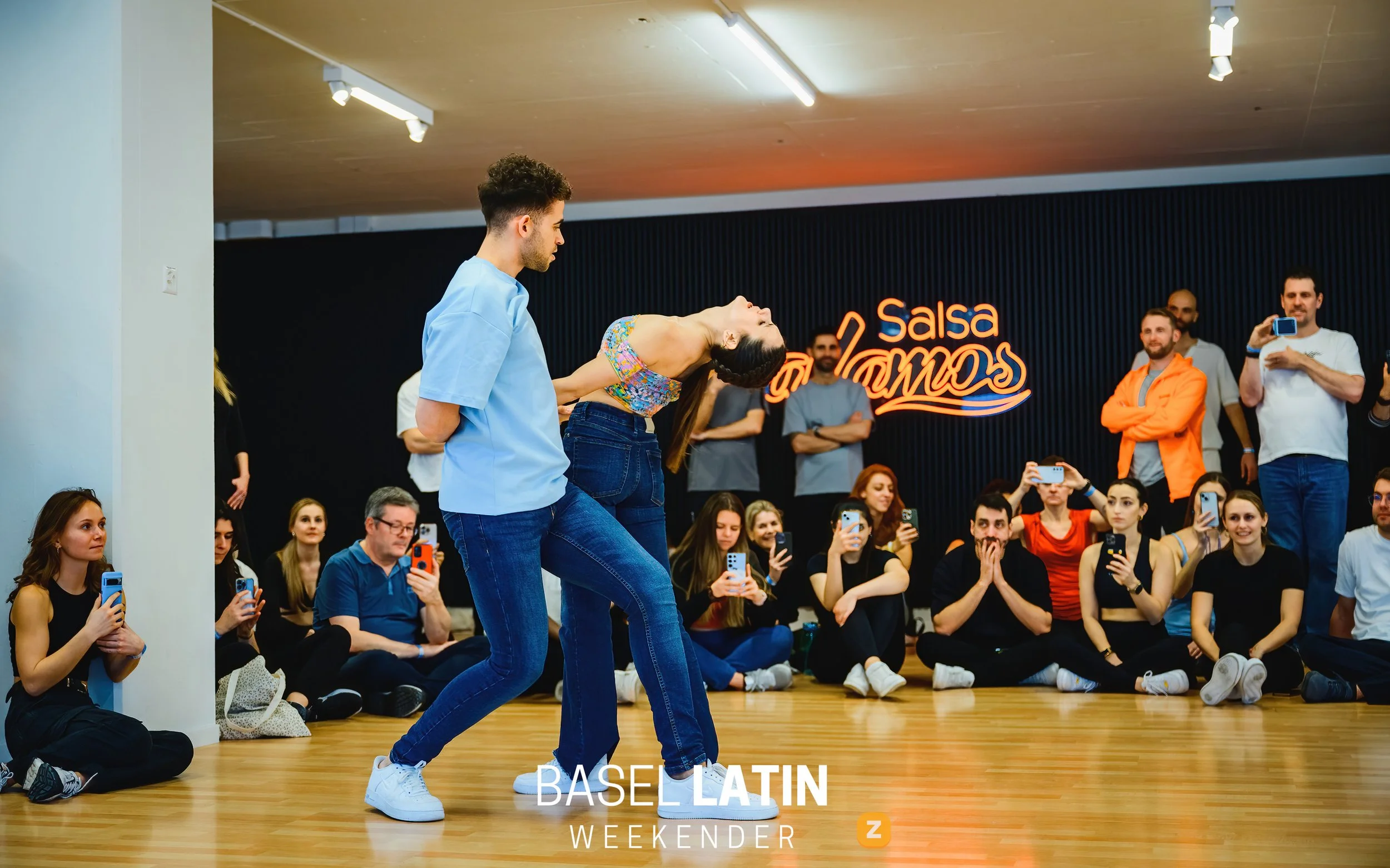 002_BailamosSalsadomingo_230225.jpg