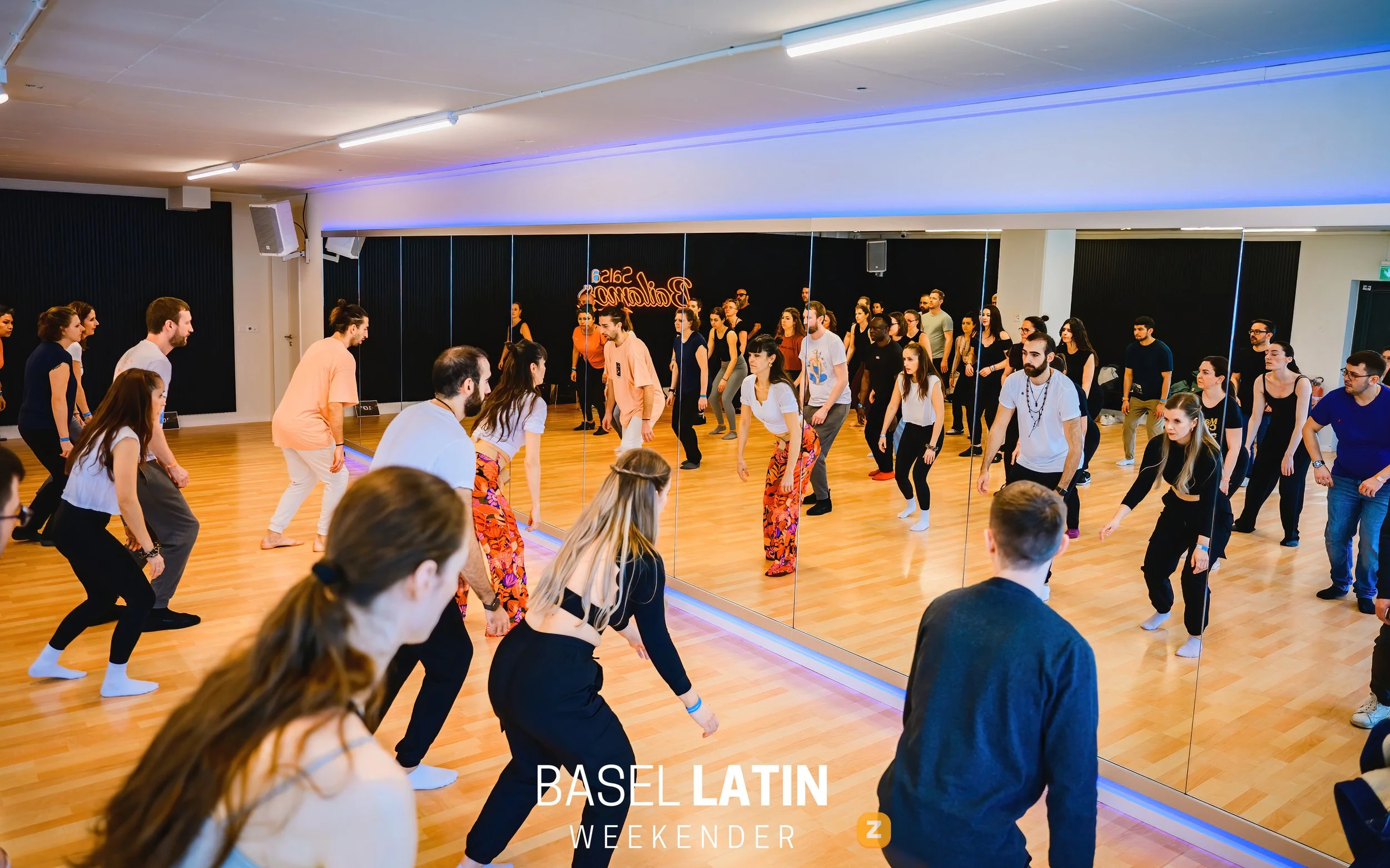 086_BailamosSalsaviernes_220225.jpg