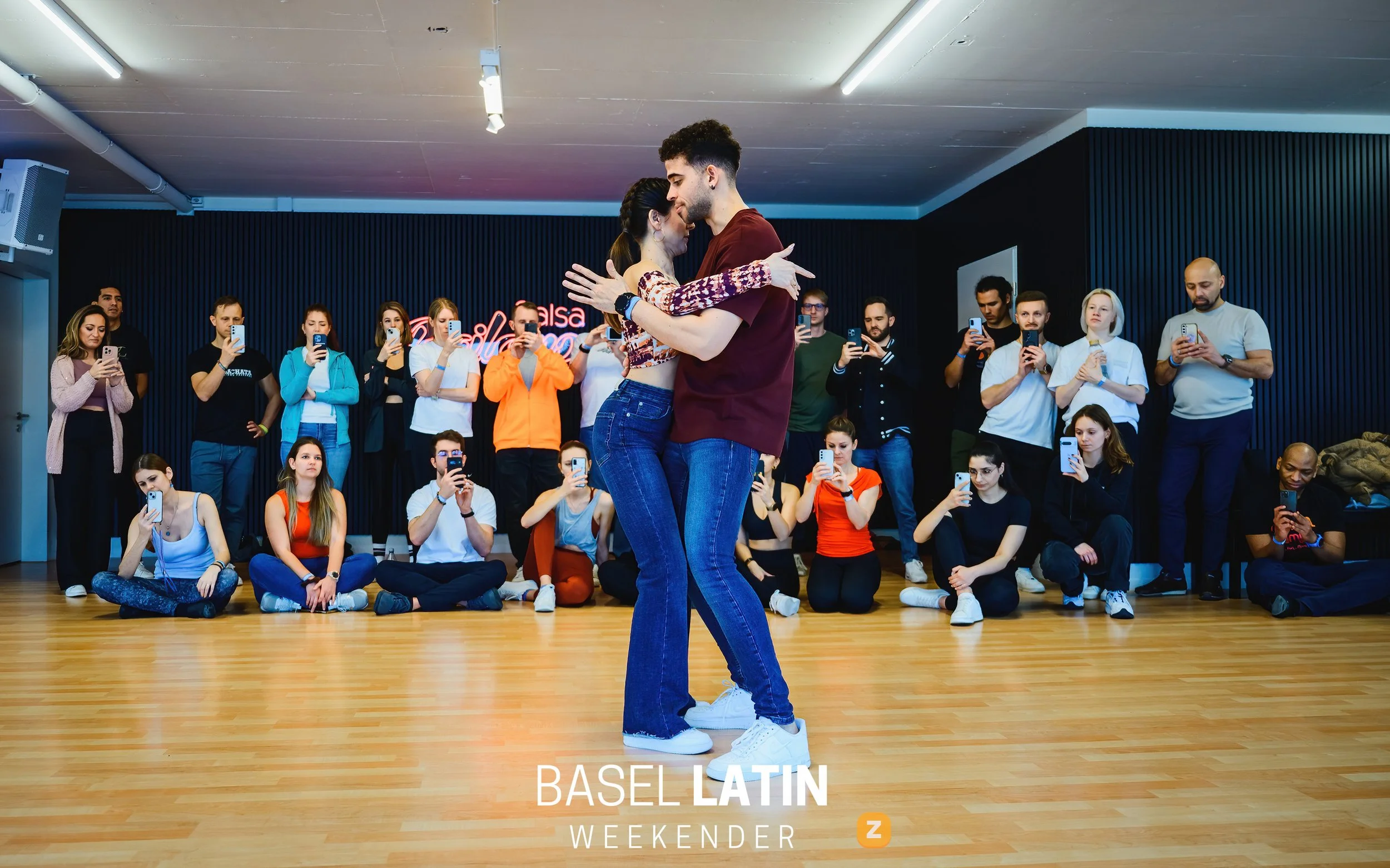 038_BailamosSalsadomingo_230225.jpg