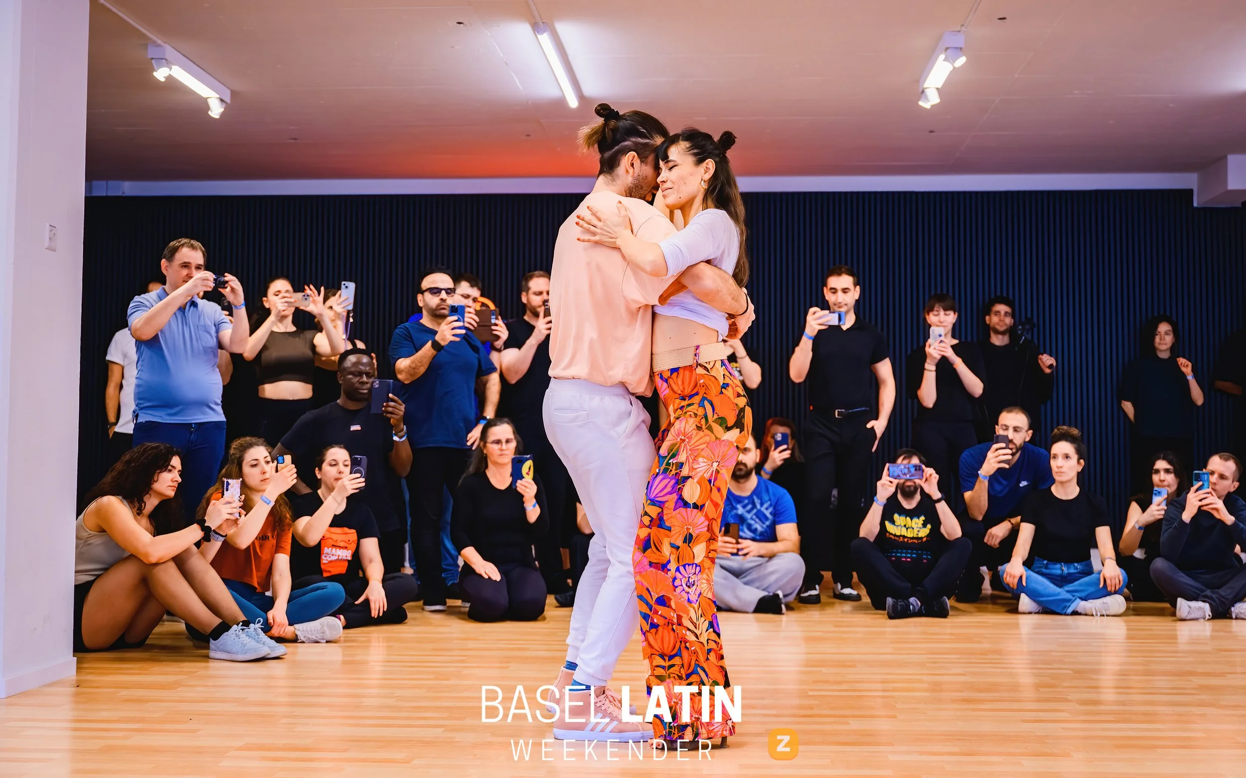 070_BailamosSalsaviernes_220225.jpg