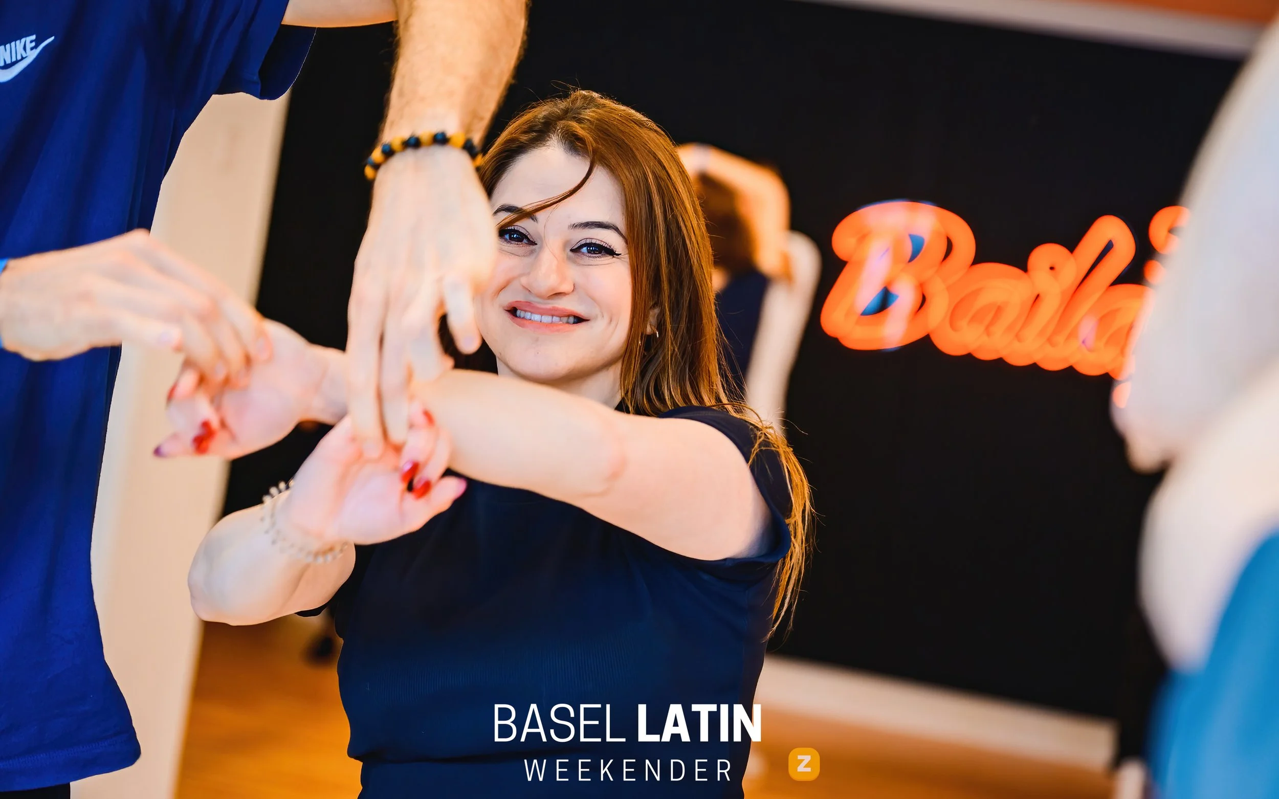004_BailamosSalsaviernes_220225.jpg