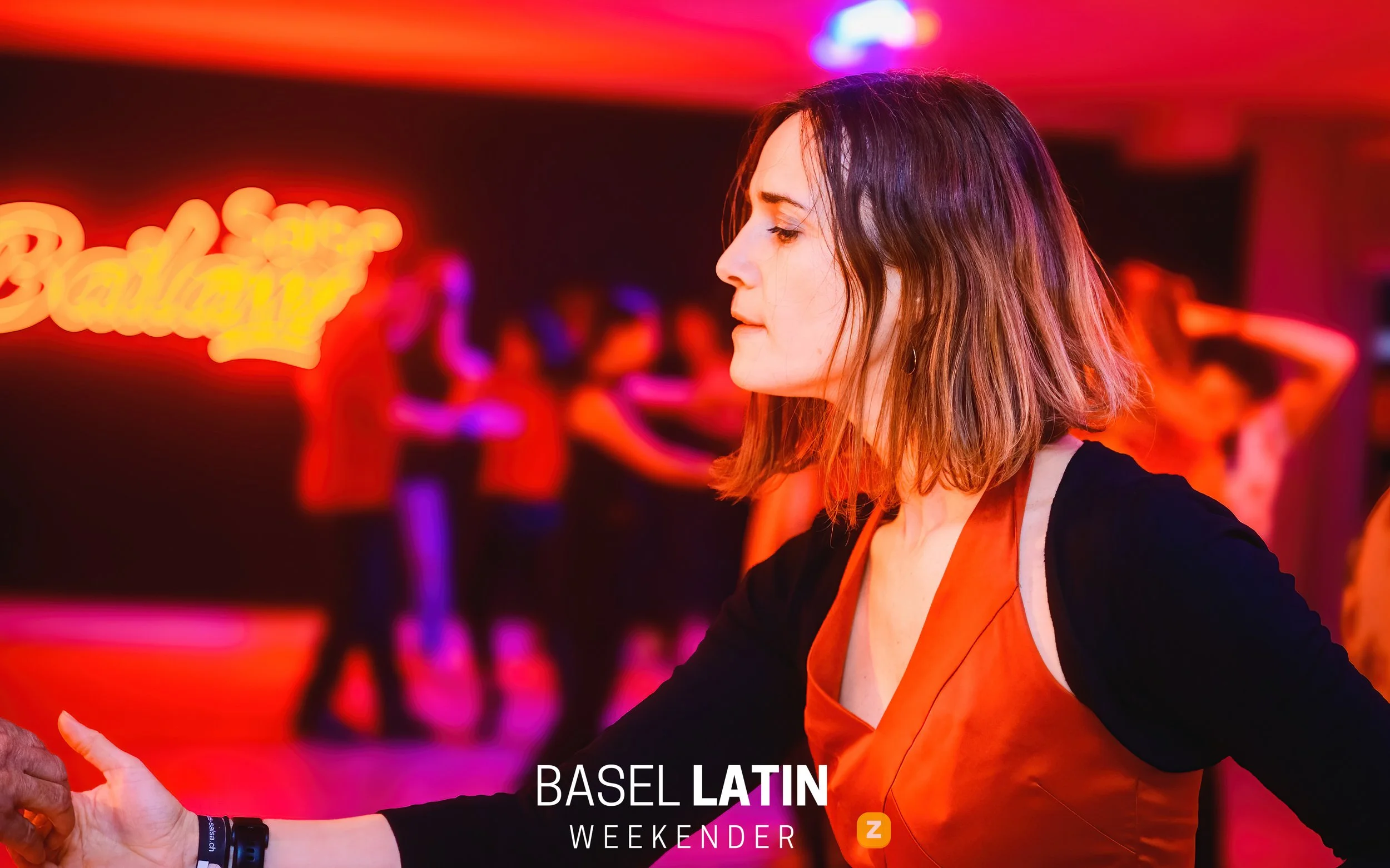 062_BailamosSalsaviernes_210225.jpg