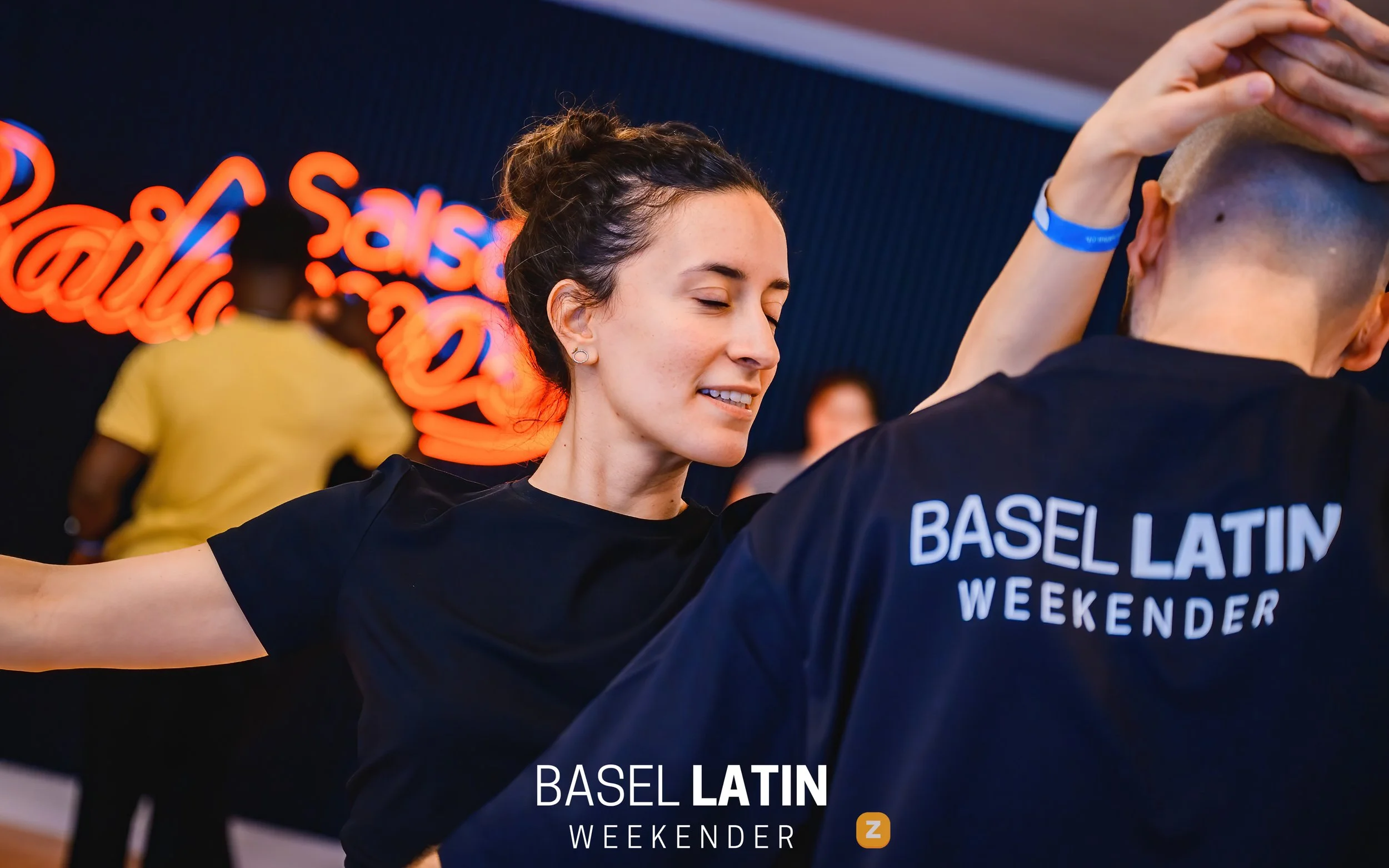 062_BailamosSalsaviernes_220225.jpg
