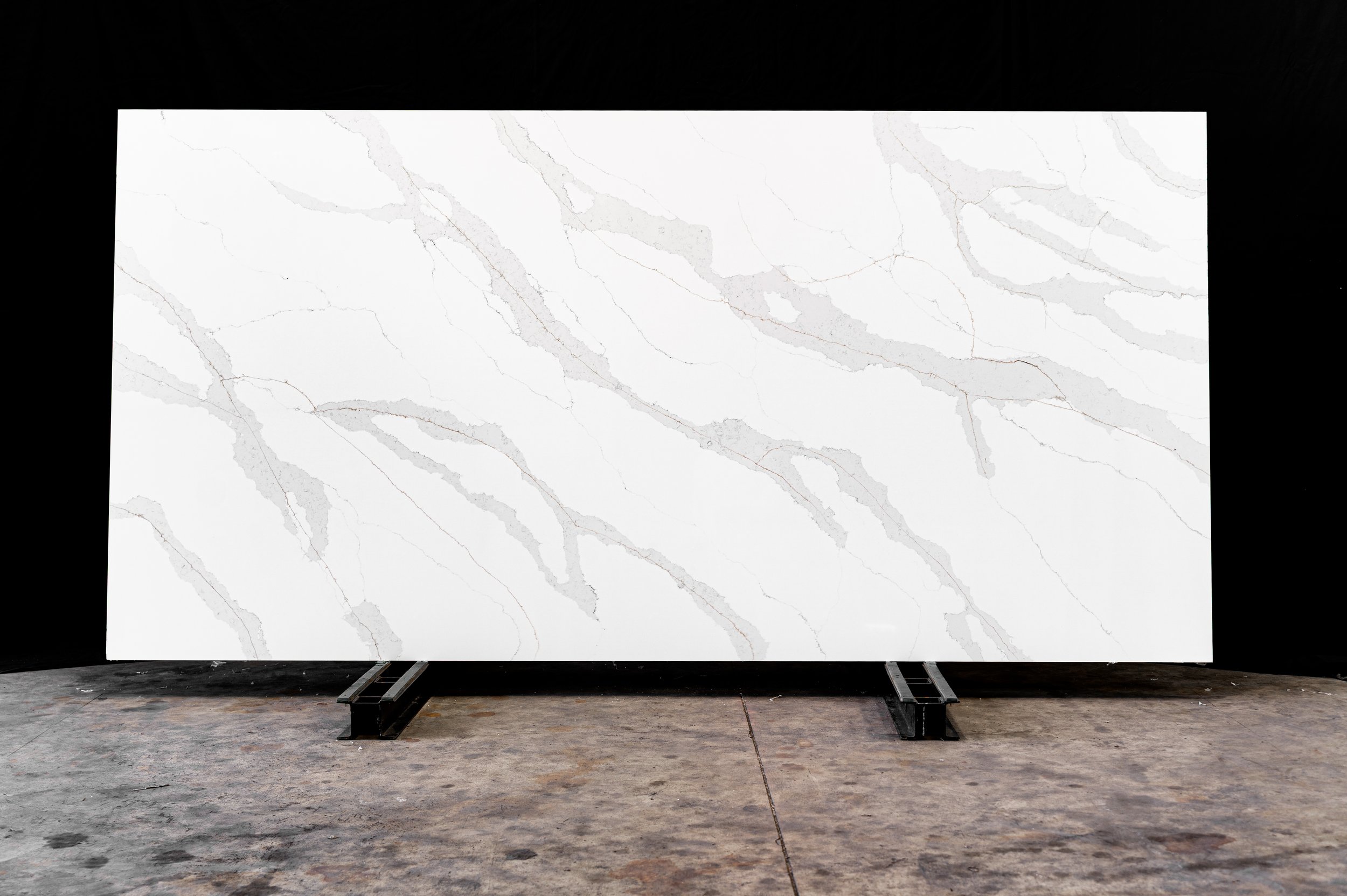 Calacatta Tala Slab.jpg