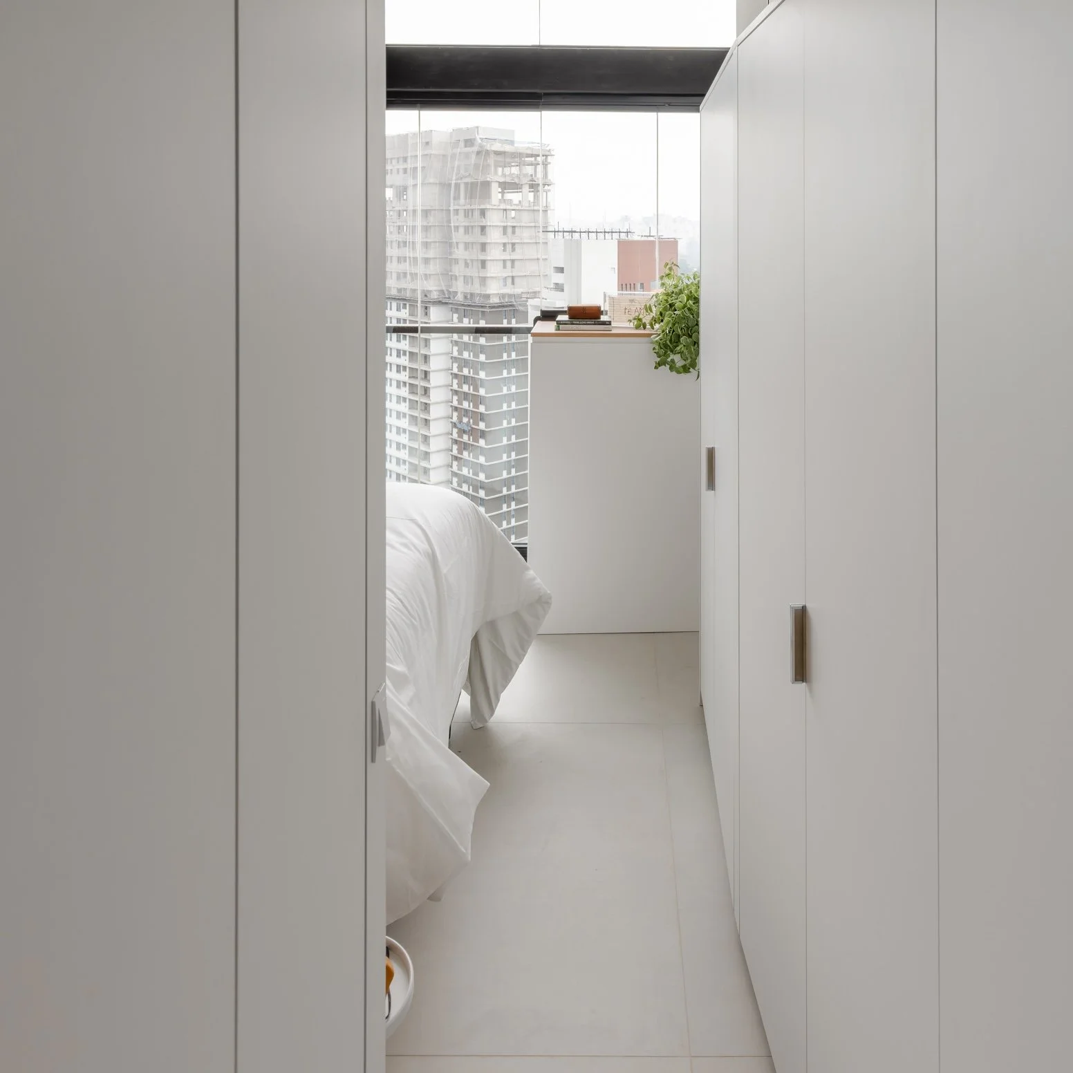 _08A2093-Enhanced-NR copyright manuel sa.jpg