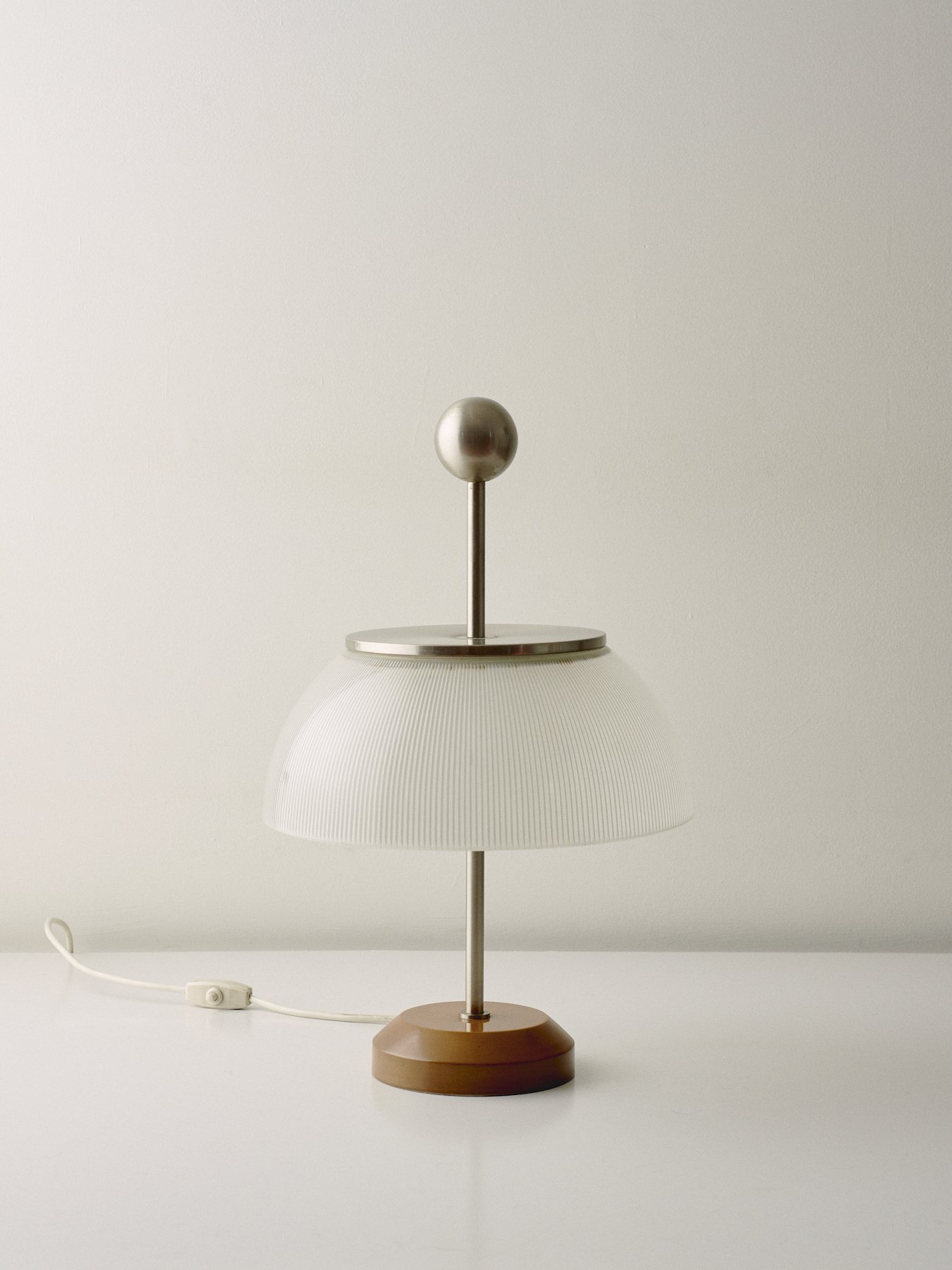 1021_11-11_Lamps0375_web.jpg