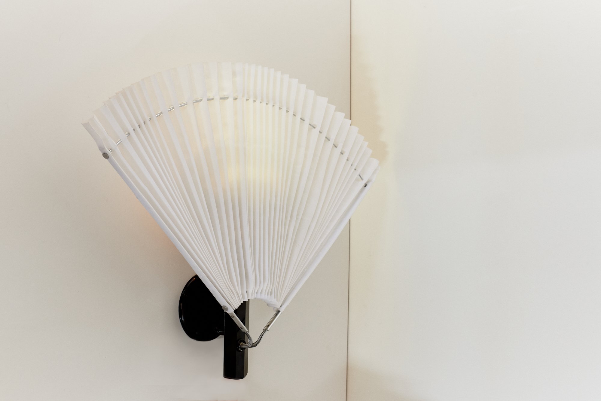 1021_11-11_Lamps0534_web.jpg