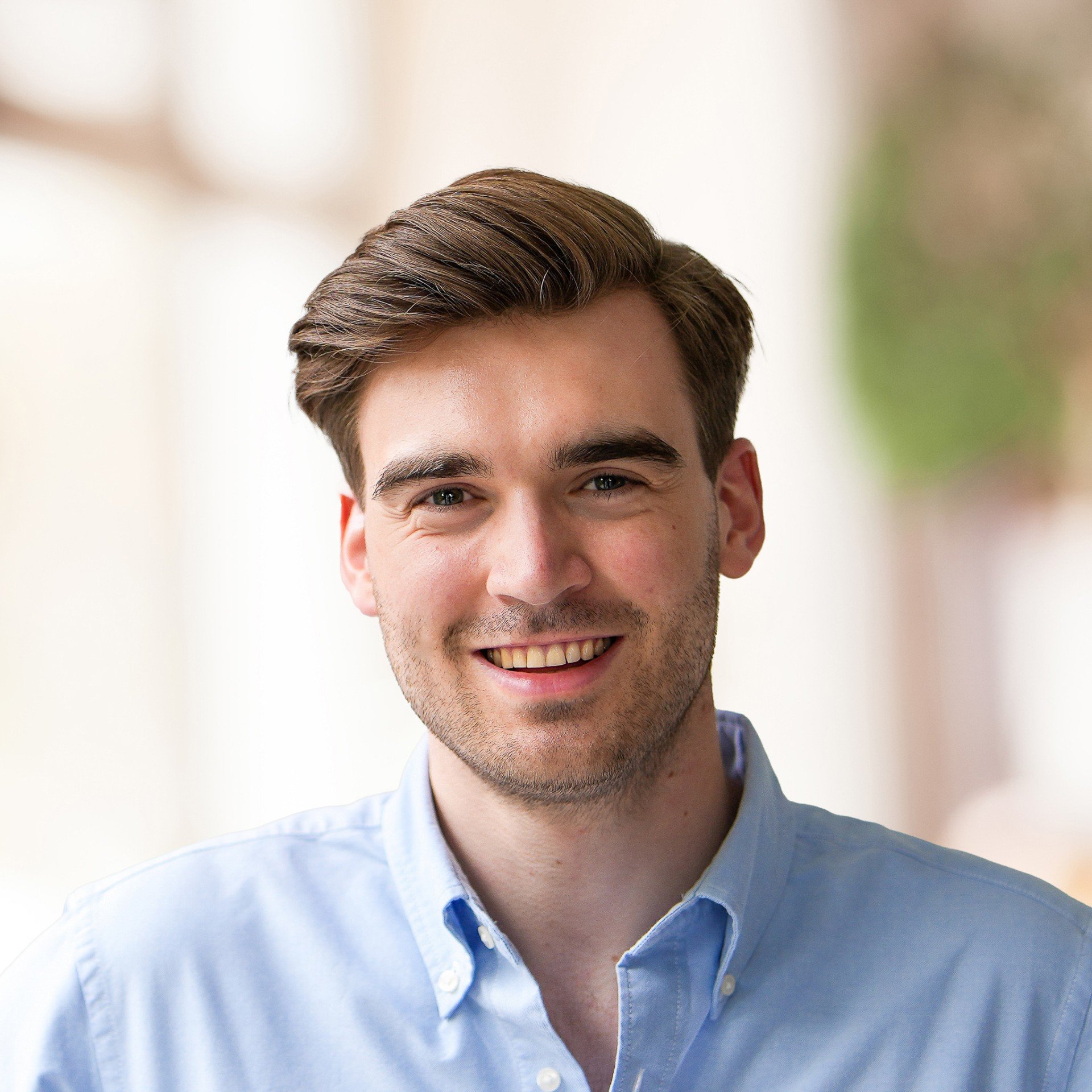 Leon Taylor Associate