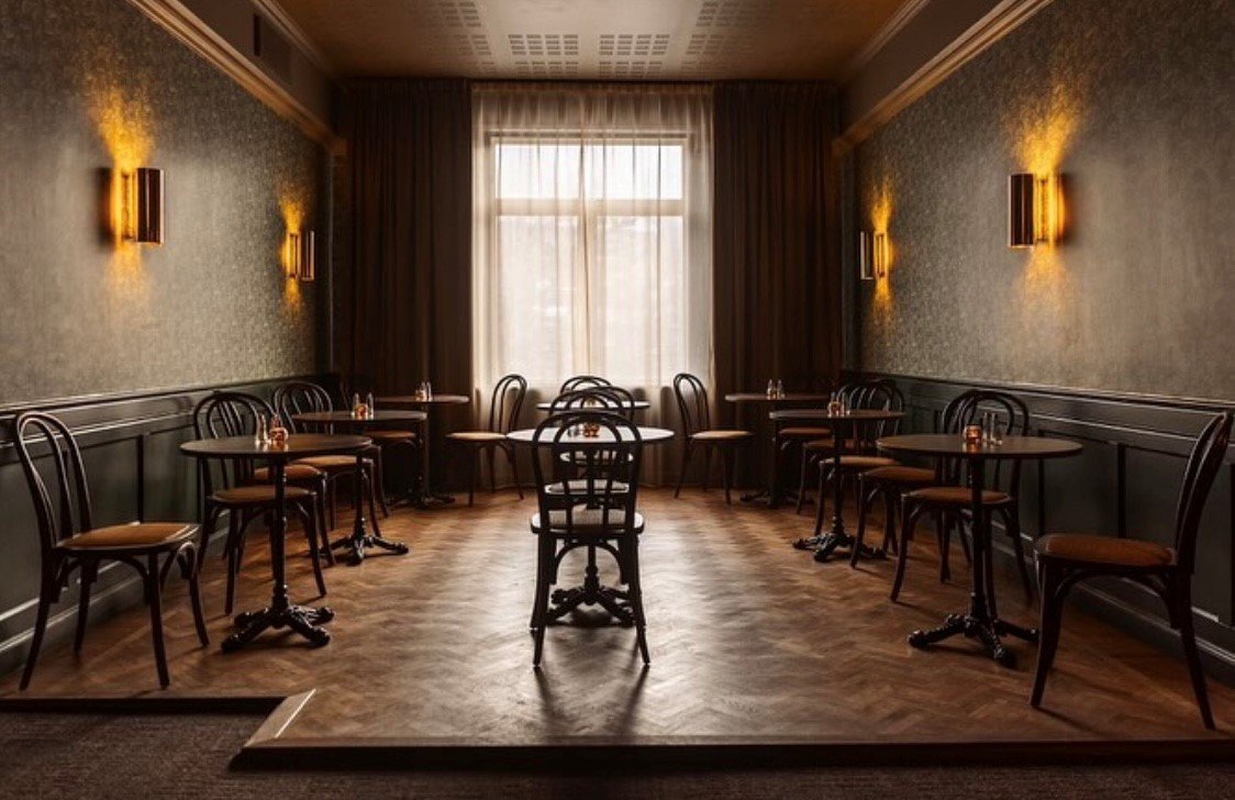 Gibson lounge Caroline.jpg