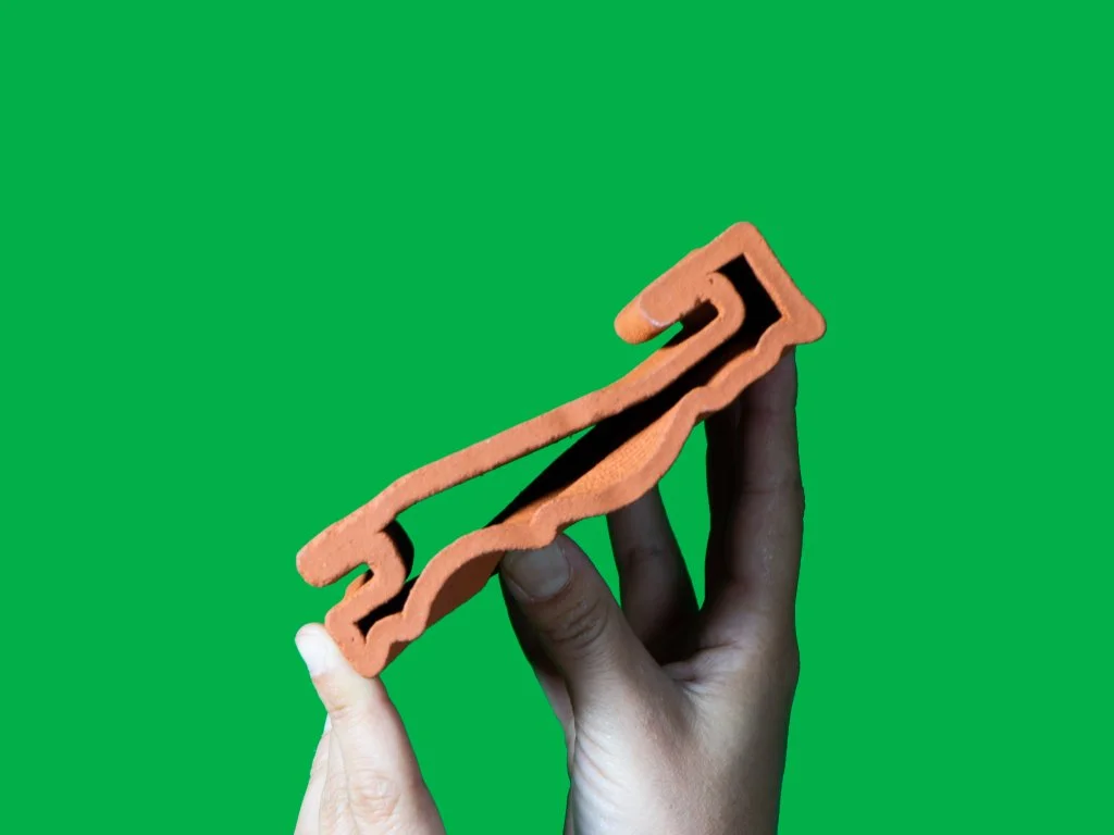 2. Intropitchdeck_figma_exports.jpg