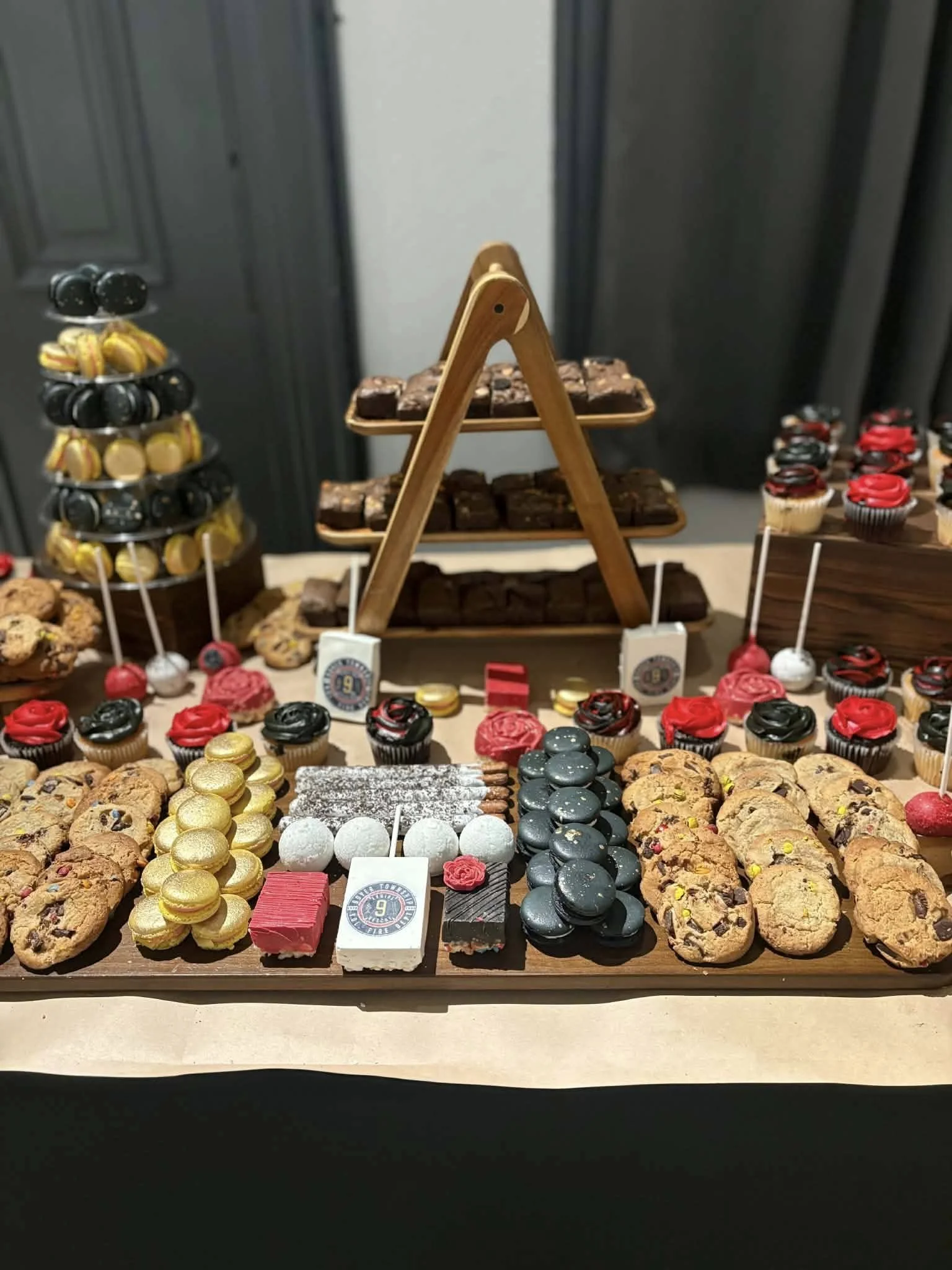 dessert bar 2.jpg