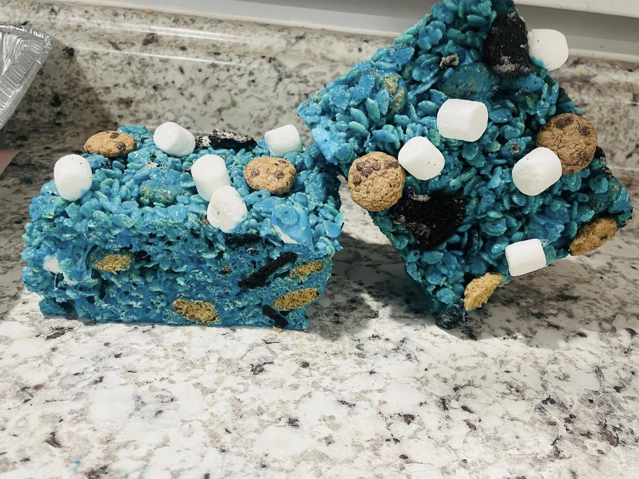 cooki monster rice krispy.jpg