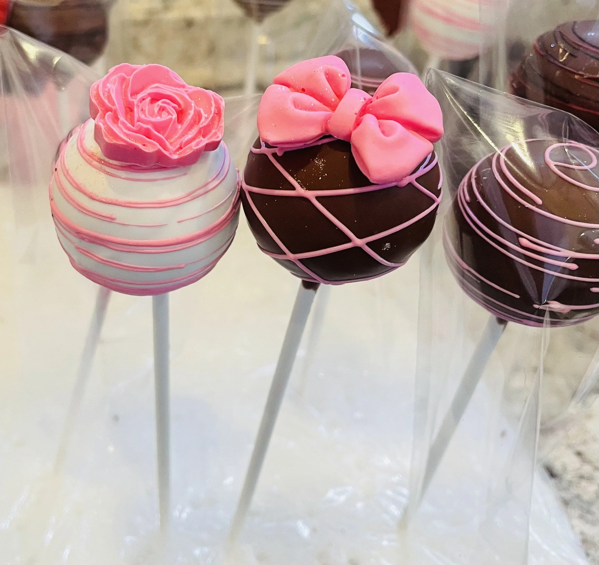 🍭💘 Gourmet Valentine’s Day Cake Pops 💘🍭