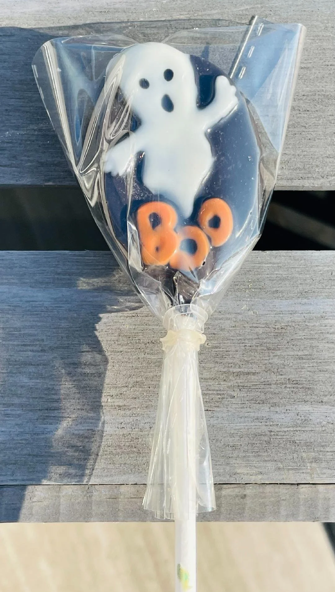 boo lolli.jpg