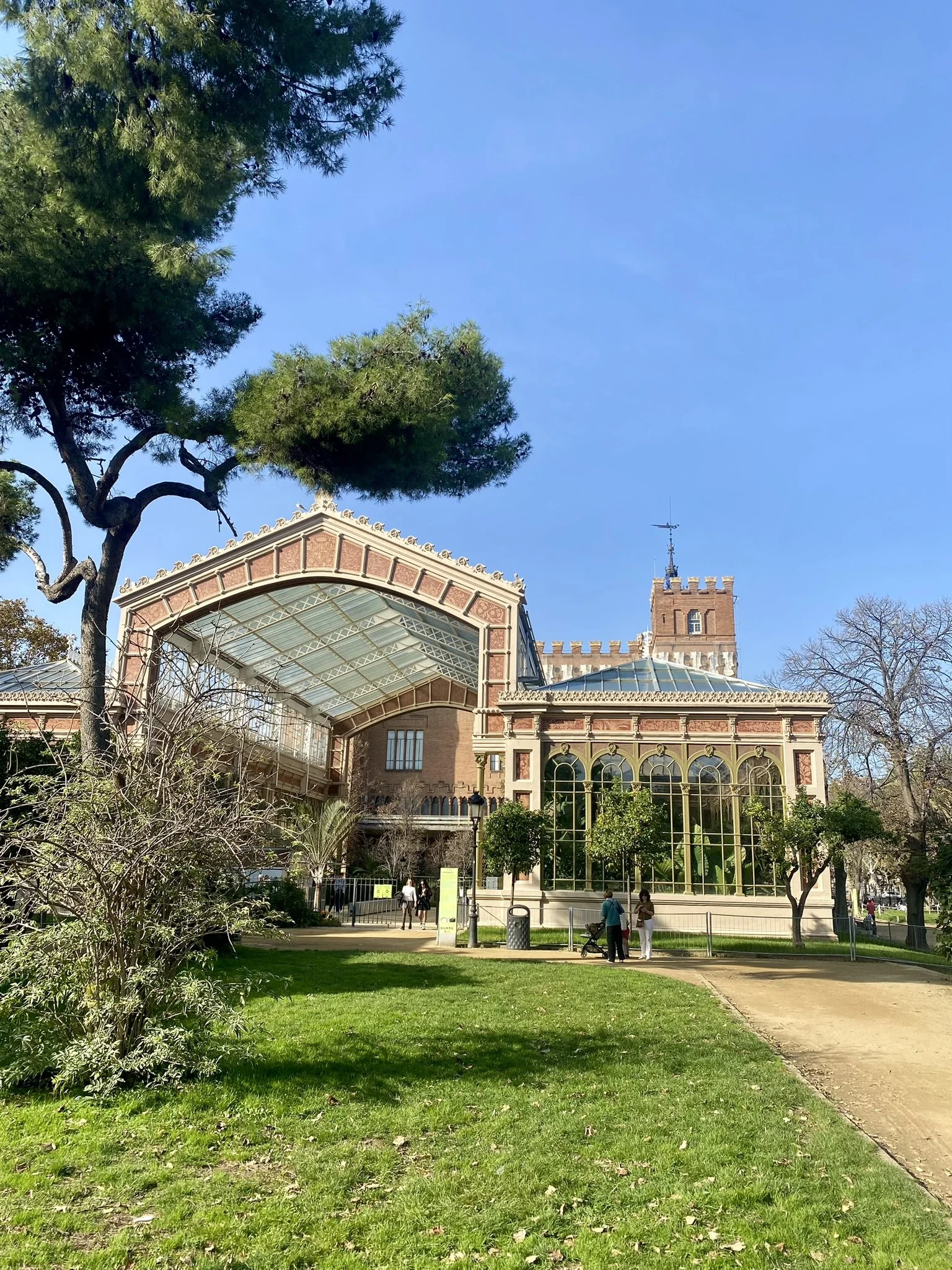park ciutadella - szklarnie (2).JPEG