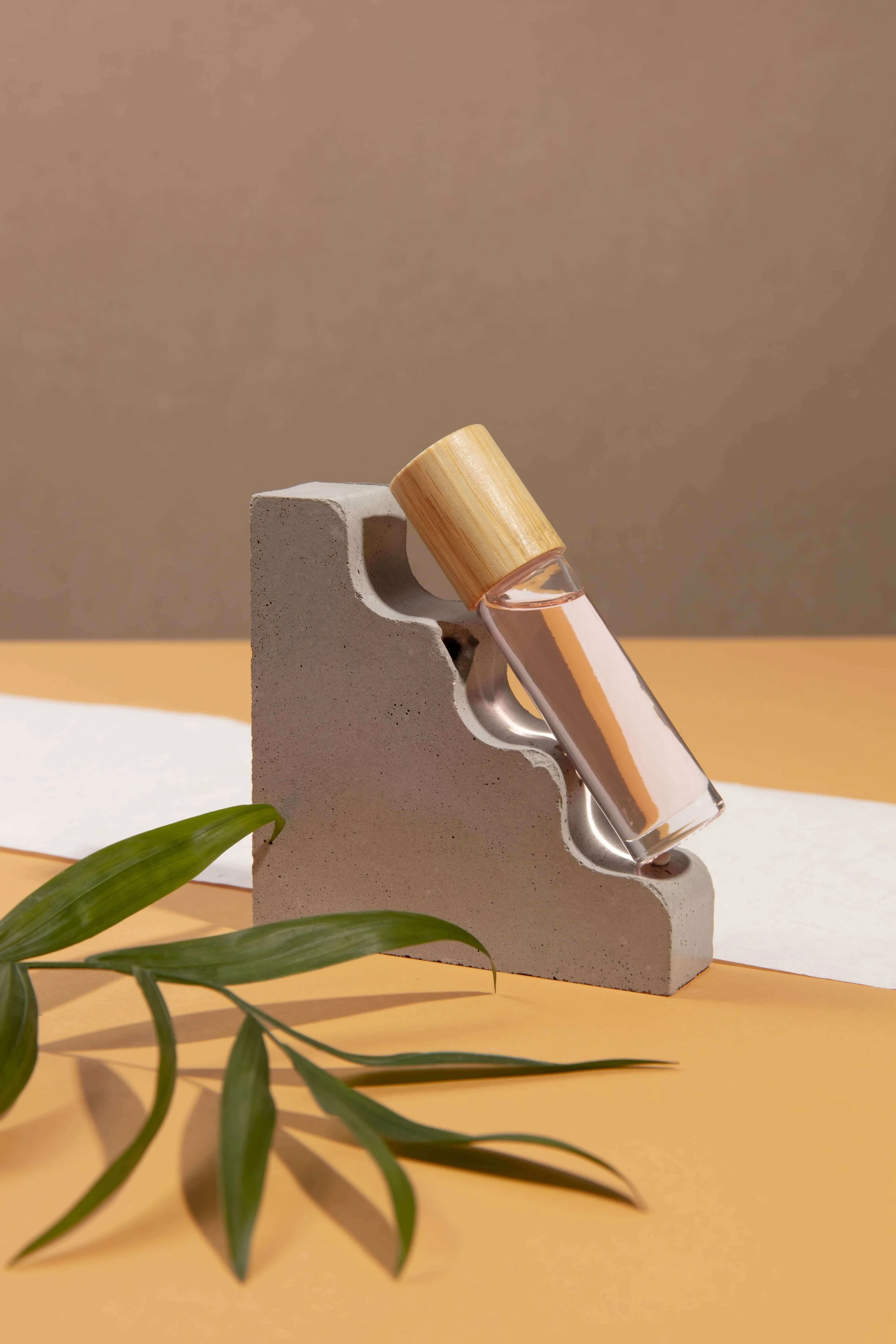 Optimisation légère d’une image produit réalisée par thecasting.studio, sans altérer la photographie