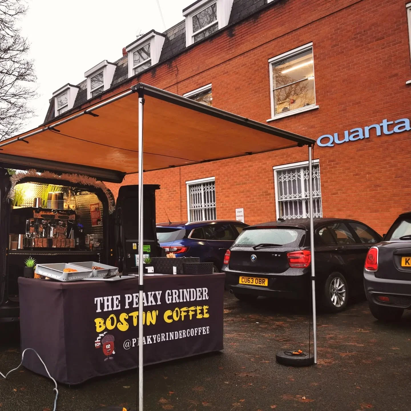 🎄😊☕Another cheeky corporate event for the lovely people at #quantatraining... Thanks for having me!

#coffee #baristacoffee #hotchocolate #mobilecoffeevan #coffeevanworcestershire #corporateevent #privateevents #staffappreciationdays #christmastrea