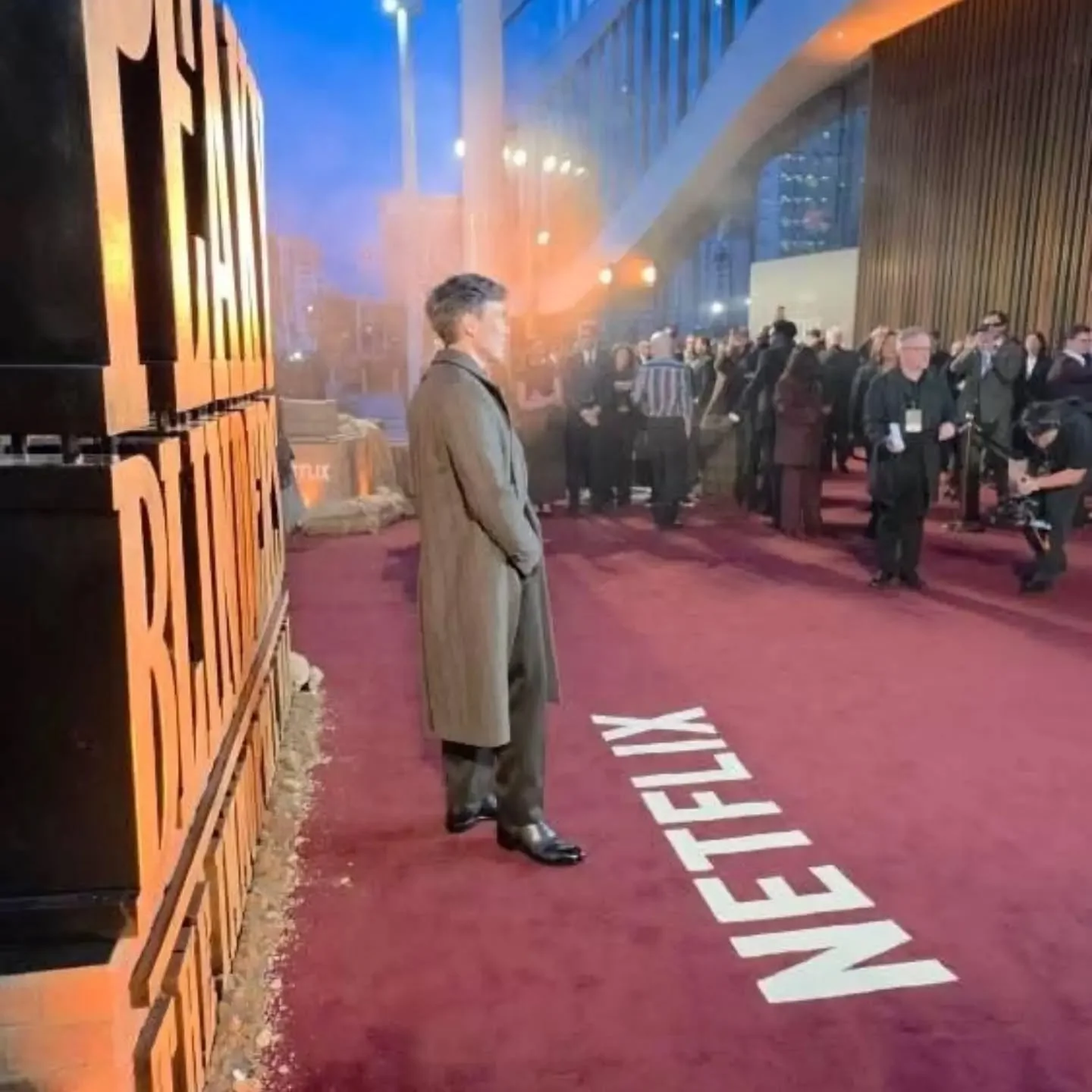 🙈One would assume by now I'm a big fan of #thepeakyblinders 😅

🎉Correct

🙈I was lucky enough to attend the netflix Premier of #theimmortalman...what a day!

☕But also along time ago, I had the honour of serving the crew on set 

#baristacoffee #p