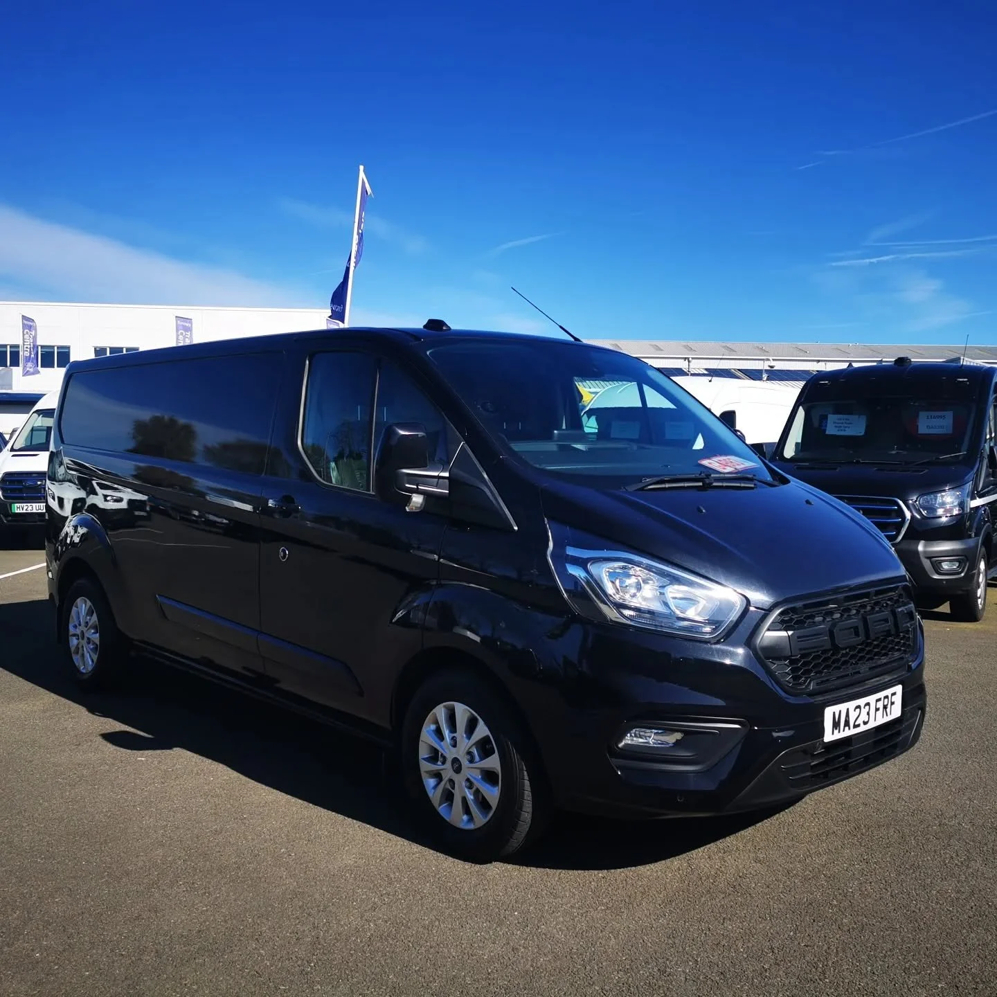 ☕Well I did it! Expanding the fleet 😃it's a big gal but I'm sure I'll get used to her!

🌿Let the conversion begin 🥂

📷Pics to follow

#coffee #mobilecoffeevan #corporateevents #privateevents #peakygrindercoffee