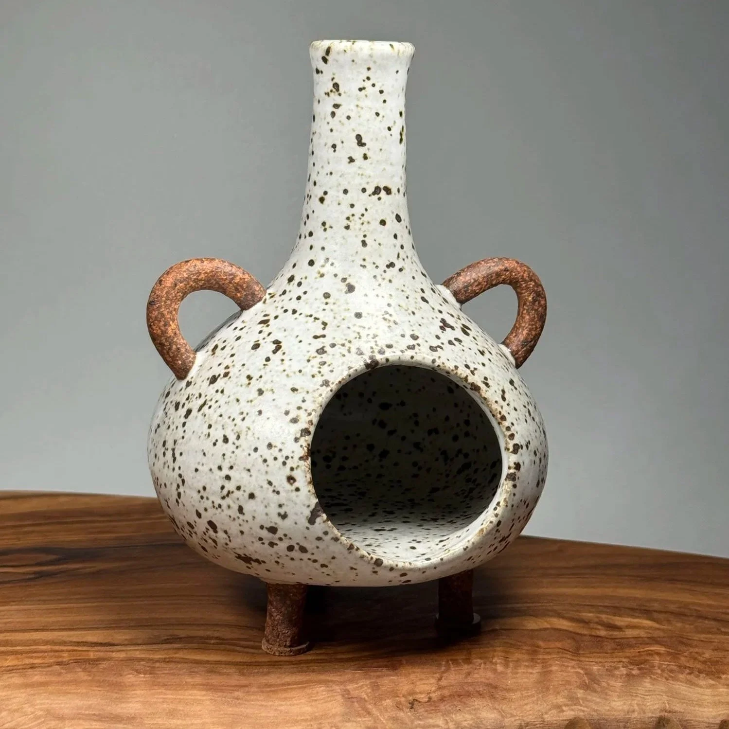 INCENSE CHIMNEY, SPECKLED IRON