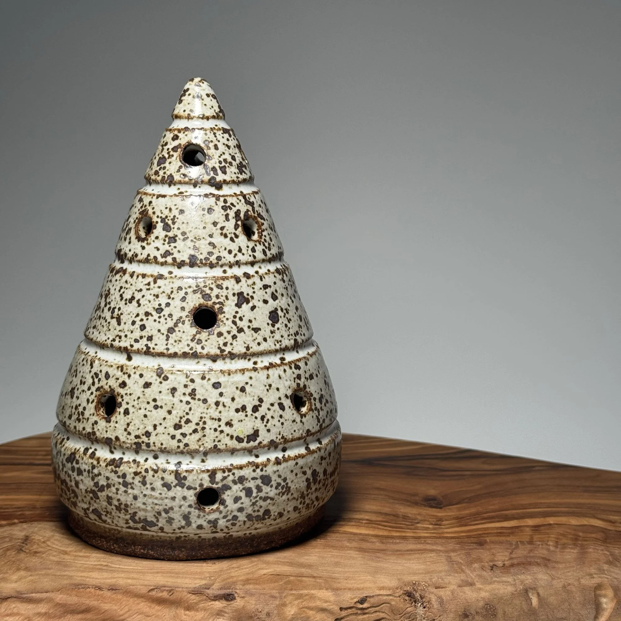 LUMINARY TREE, SPECKLED IRON, 5.75" (04)