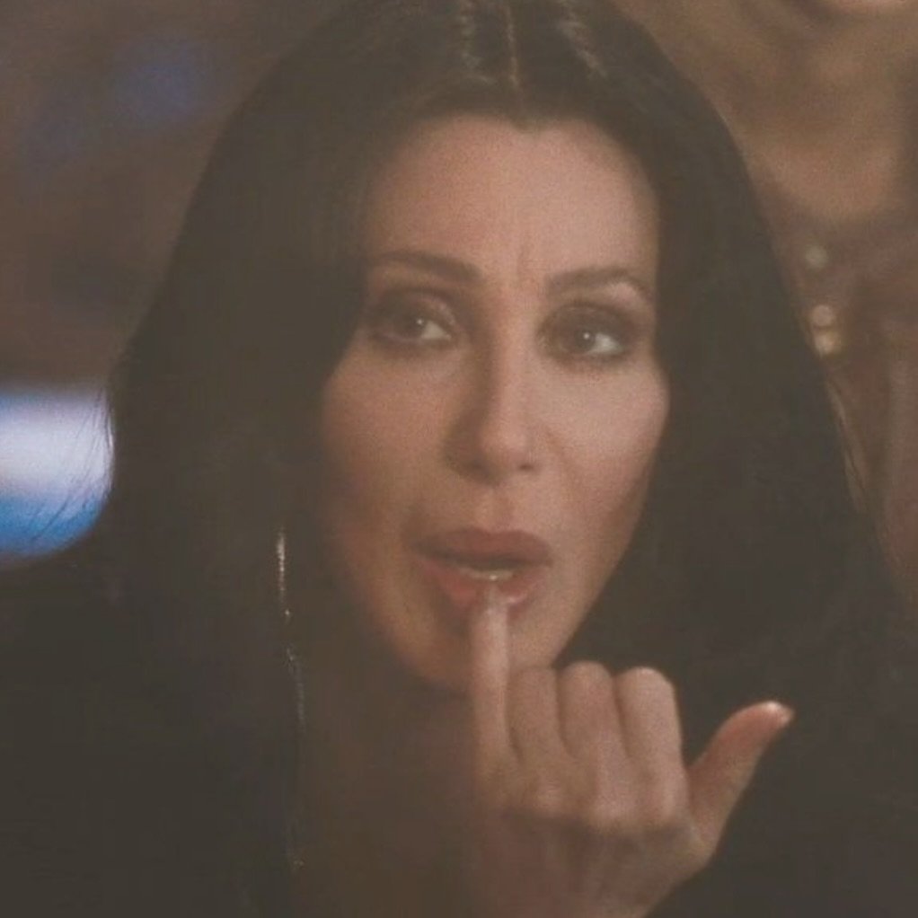 This week we&rsquo;re giving BCE- Big Cher Energy

Put on your lipgloss and head over to our podcast pages to subscribe cause you won&rsquo;t want to miss this weeks pick: Burlesque (2010) 💃

#theromcomplex #burlesque #cher #christinaaguilera #music