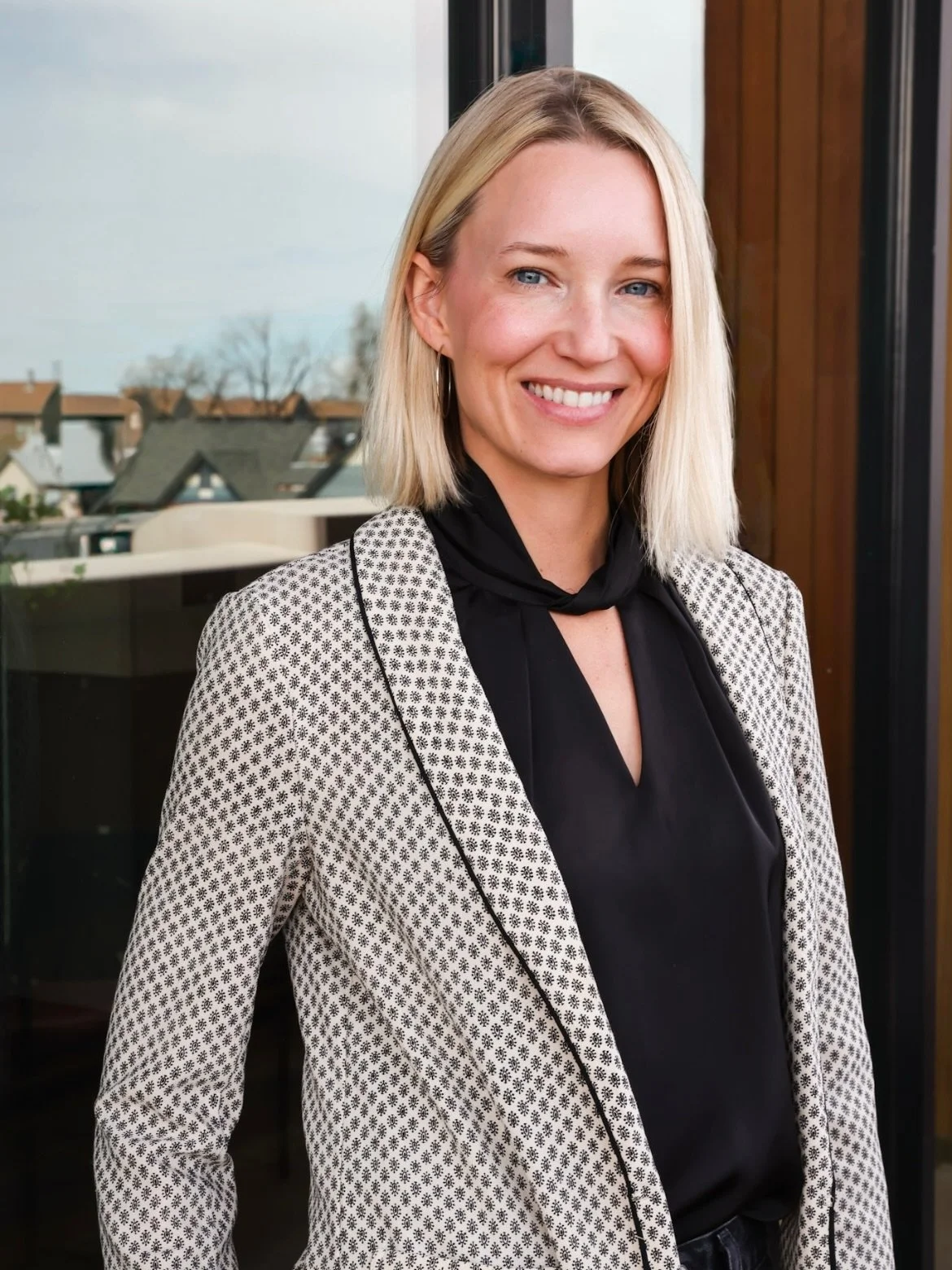 Meet Sydney: Development Coordinator 

Sydney brings a high level of organization and consistency to the team, backed by six years of experience in project coordination. She is detailed oriented and takes pride and keeping every project on track, ens