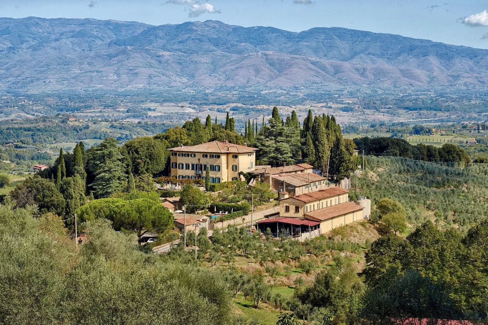 Villa Petrolo Garden (14).jpg