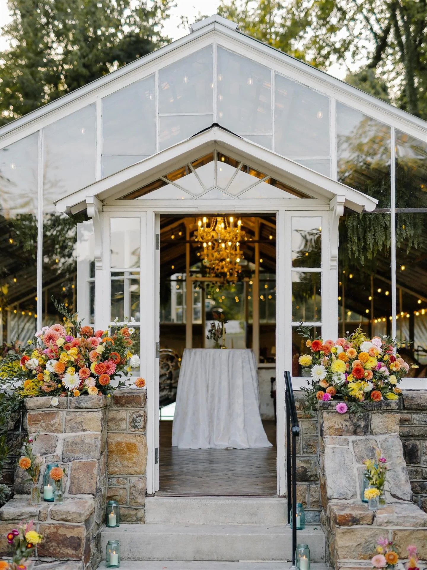 Here’s to having a small intimate wedding dinner party. 🥂