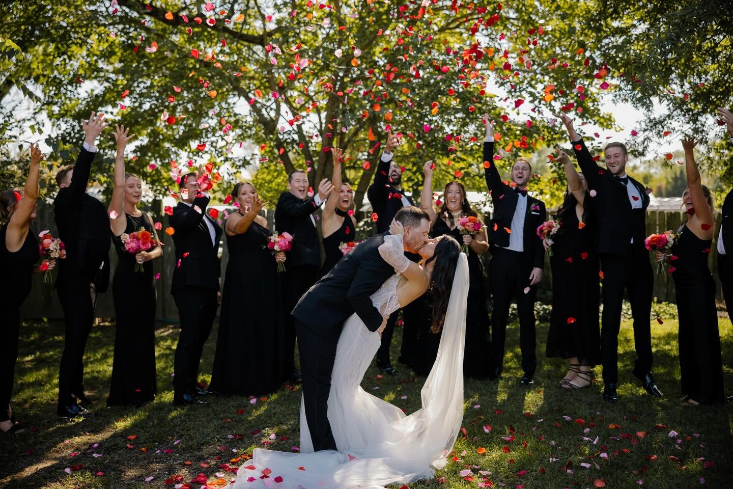 Lauren + Jake&rsquo;s wedding party 🎊