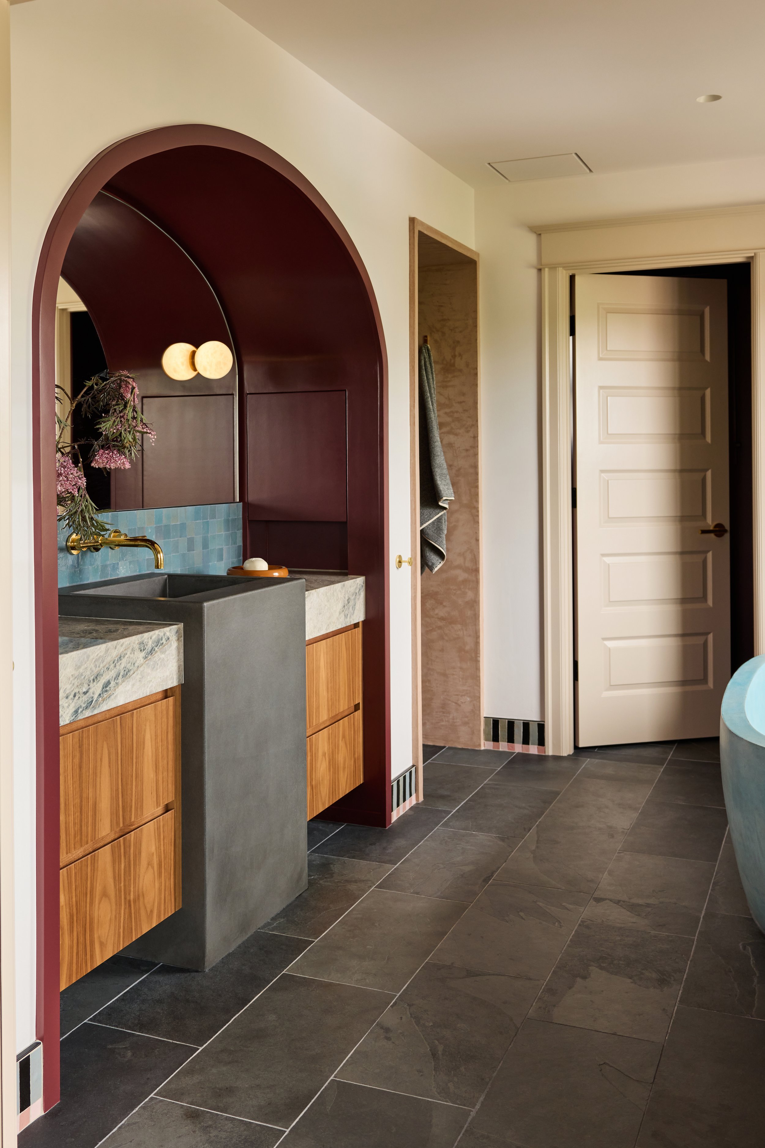 Alberta Primary Suite