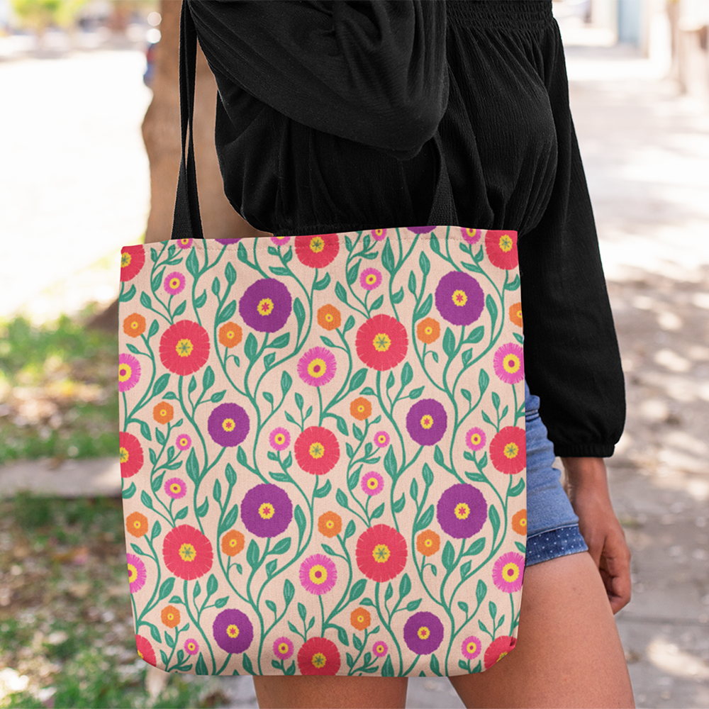 Garden Garland Retro Floral Vine in Peach Blush