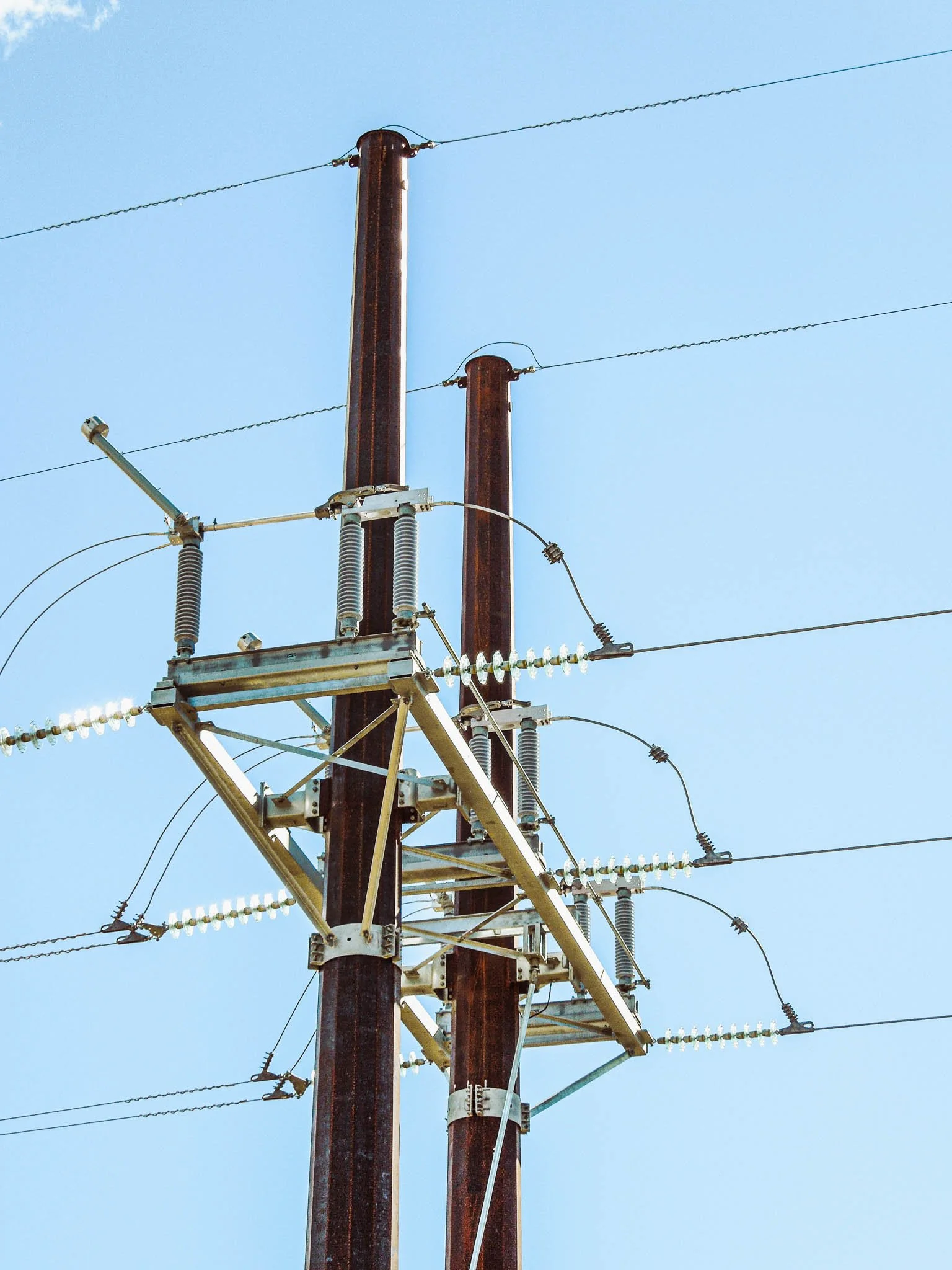 Vertical Break for Transmission — SEECO - Southern Electrical