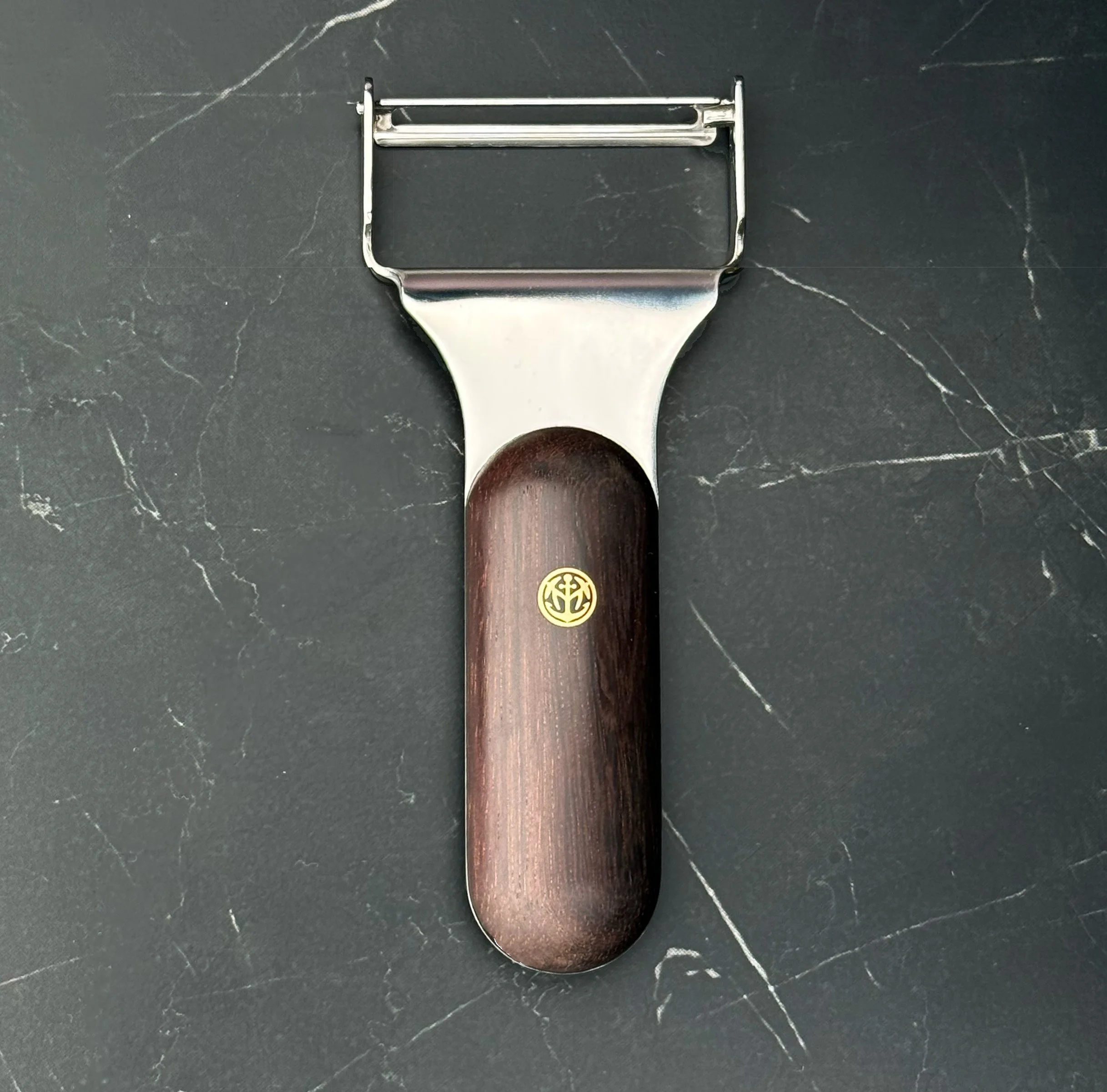 peeler top.jpg