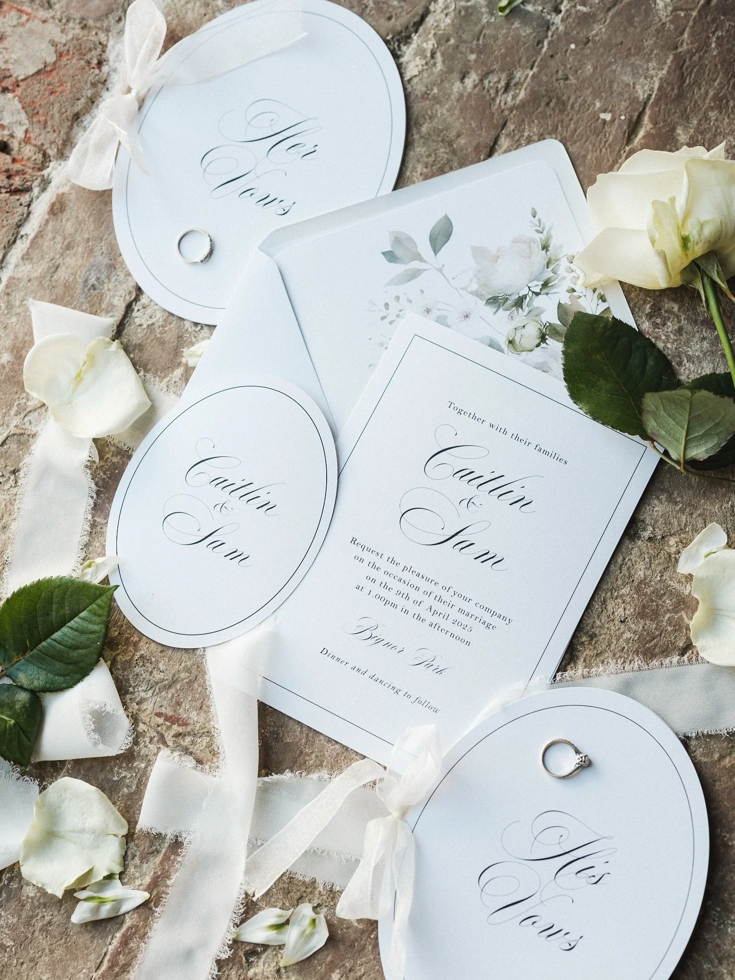 Serving looks &amp; love ✍🏼

Stationary supplied by the amazing @mallyscrafts 

Venue @bignor_park
Cake @wildflowercakestudio
Florist @wildflowerstudio1
Mua @beckyhowiemua 
Hair @occasionhairbymegan 
Content creator @sayidosocials 
Planner @gorfwedd