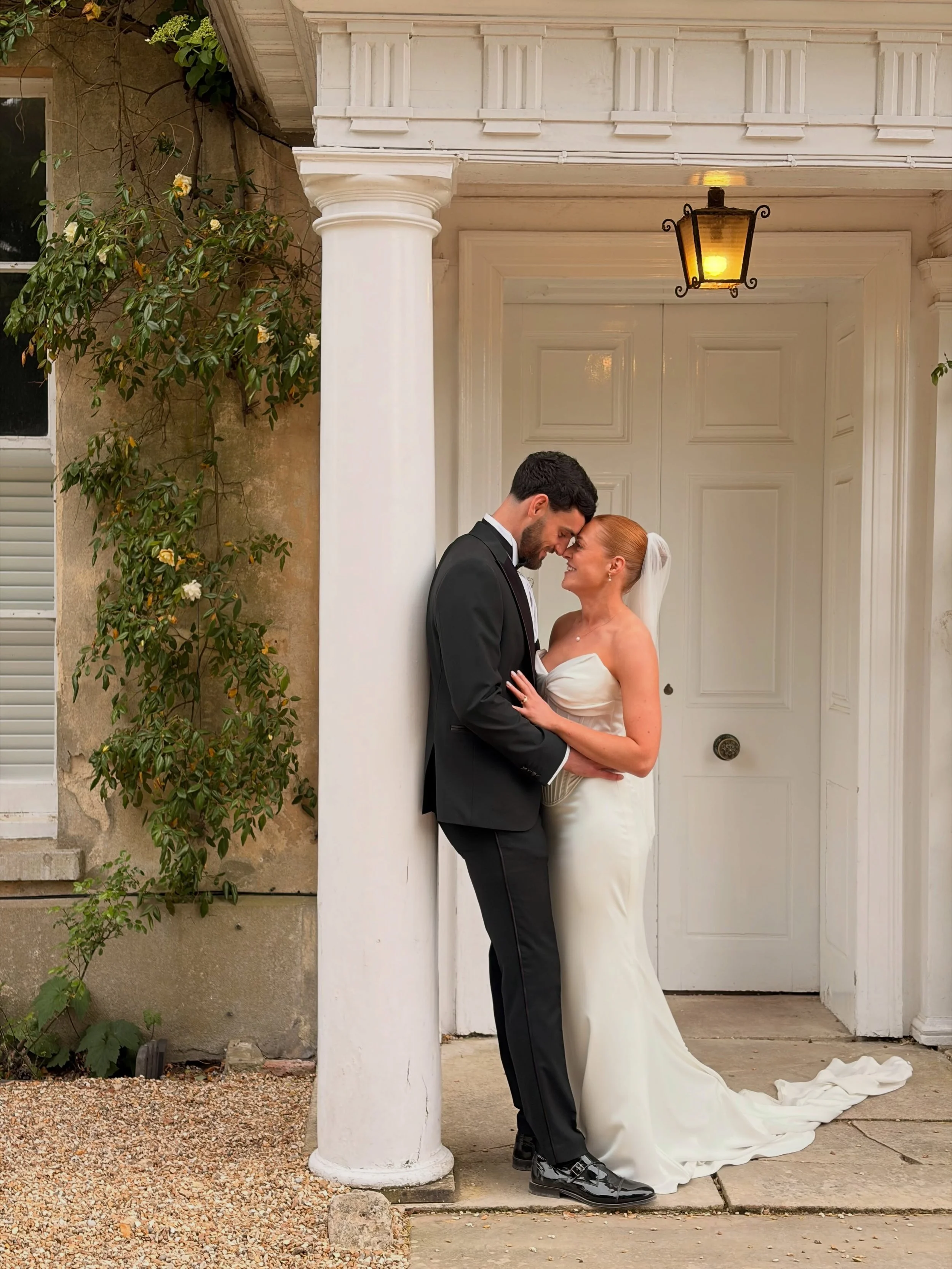 An unforgettable day, G &amp; M 🤍

@wildflowerstudio1 
@ido.contentbysteph 
@persianhoneyphotography 
@northbrook.park 
@taste_caterer 
@carrieranftmakeup
@deepdownbrass 
@hairbydanielletranter