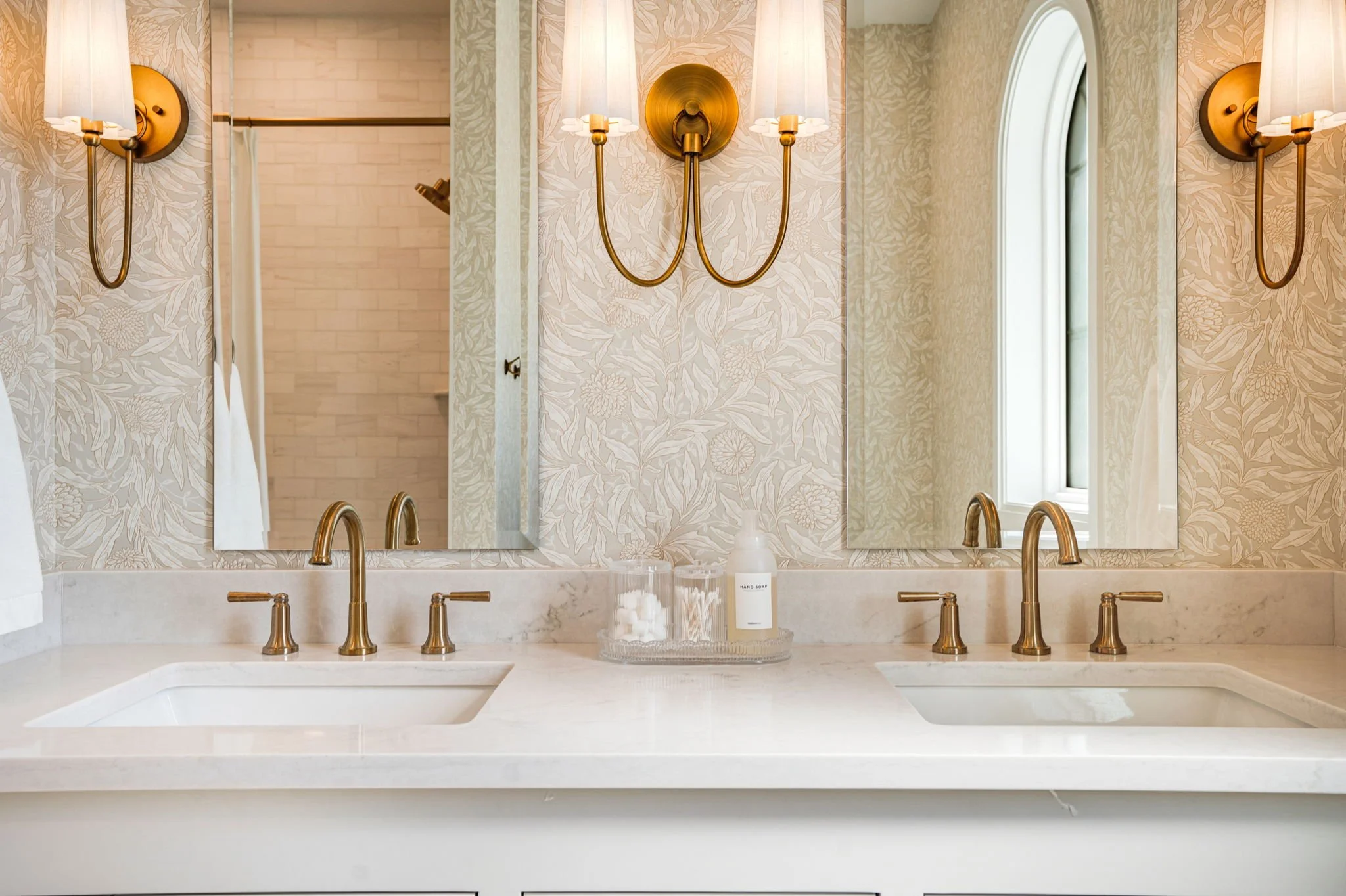 51-web-or-mls-1570 Graber Ave-42.jpg