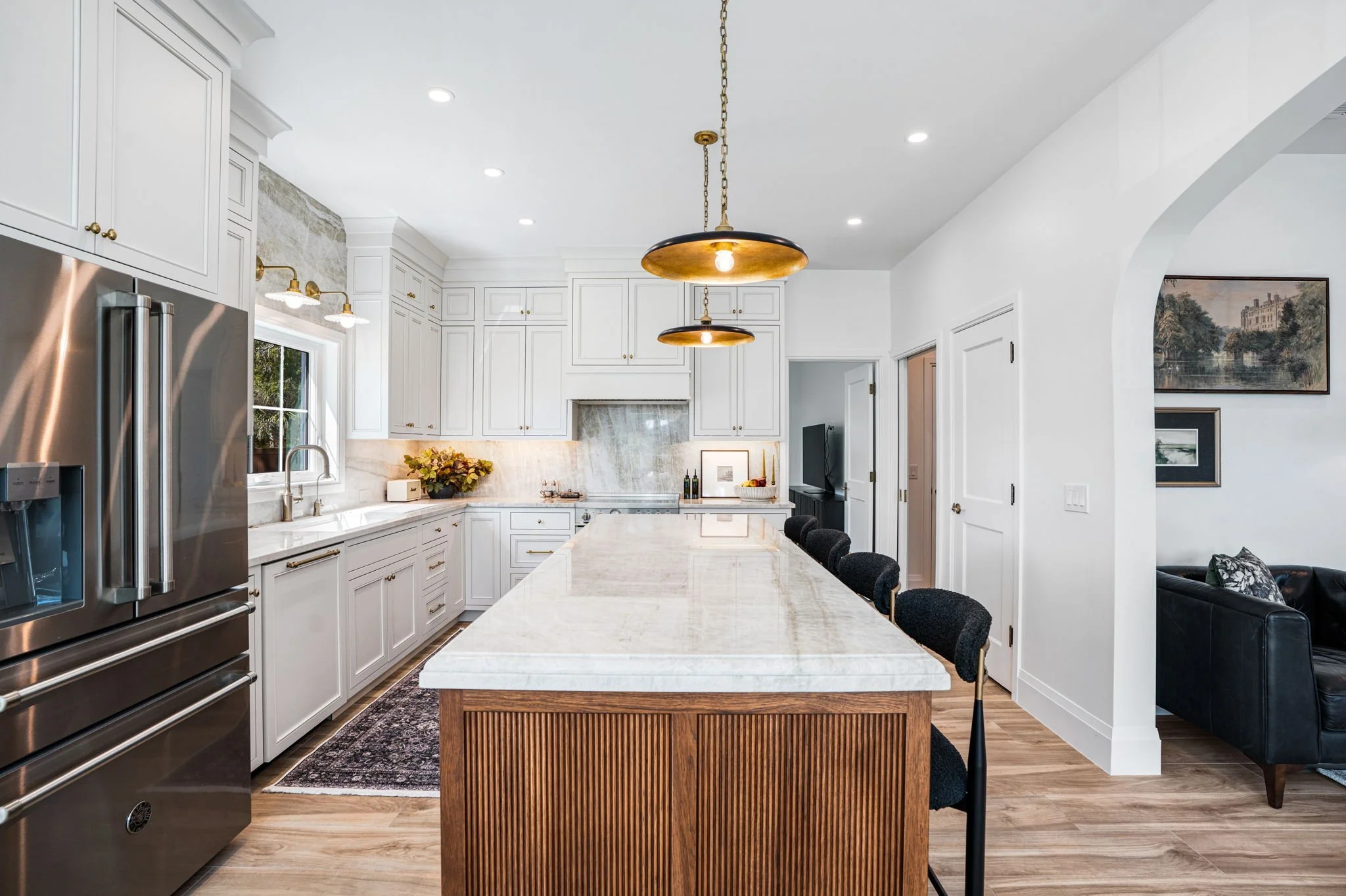 21-web-or-mls-1570 Graber Ave-17.jpg